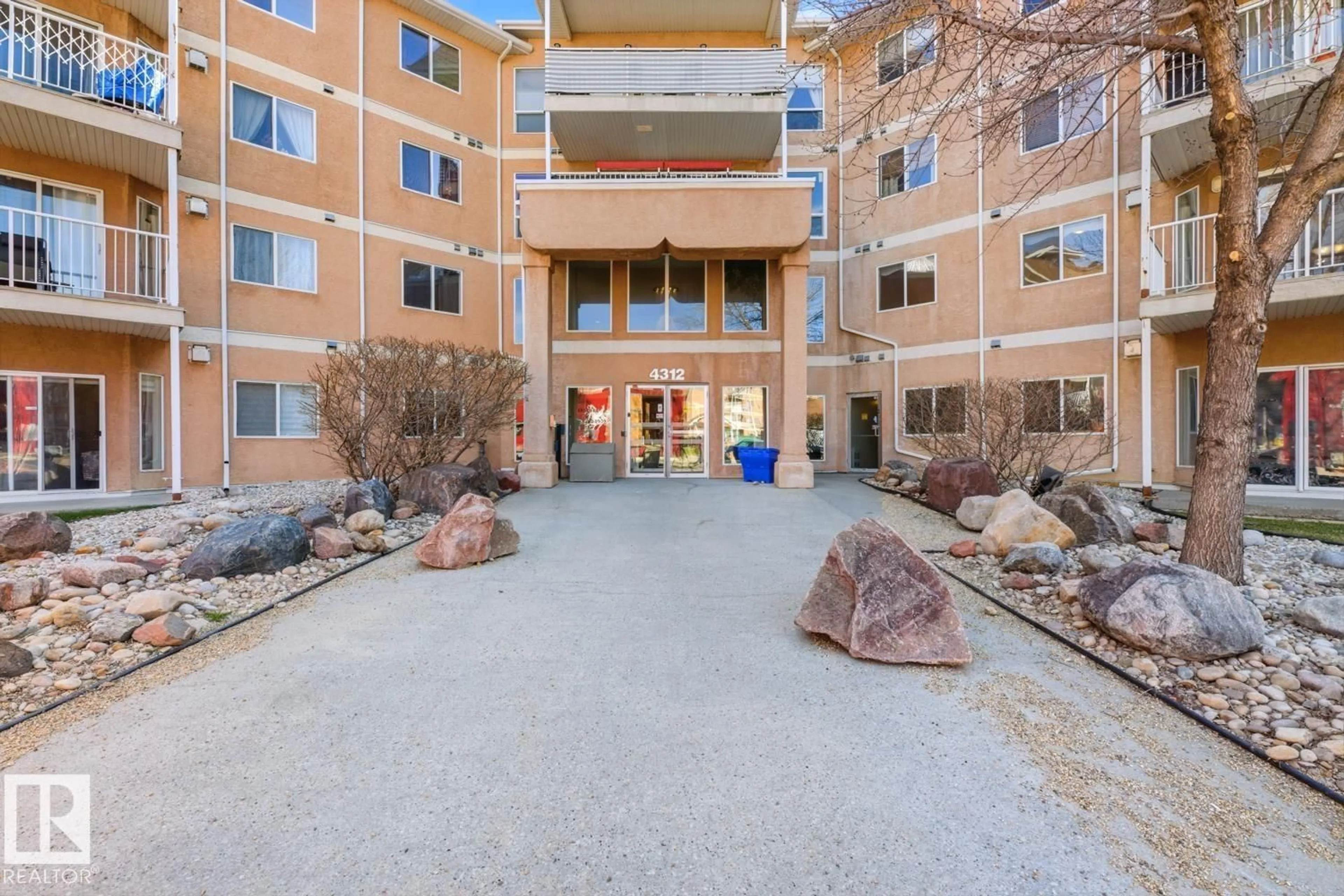 Unknown for #304 - 4312 139 AVE, Edmonton Alberta T5Y2Z7