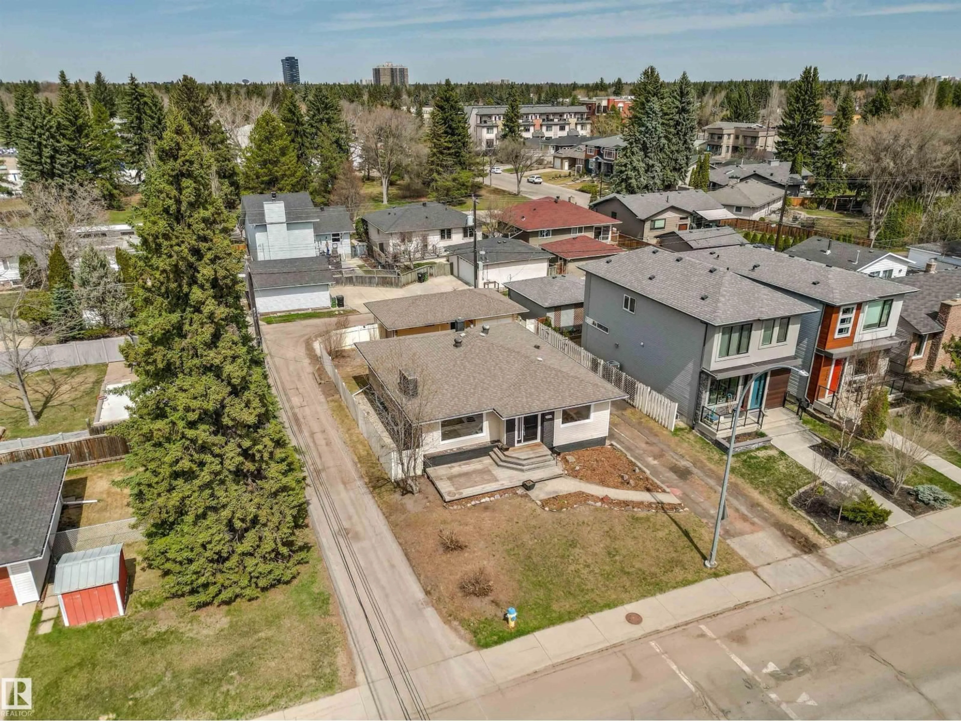 A pic from outside/outdoor area/front of a property/back of a property/a pic from drone, street for 14232 95 AV, Edmonton Alberta T5N0A5
