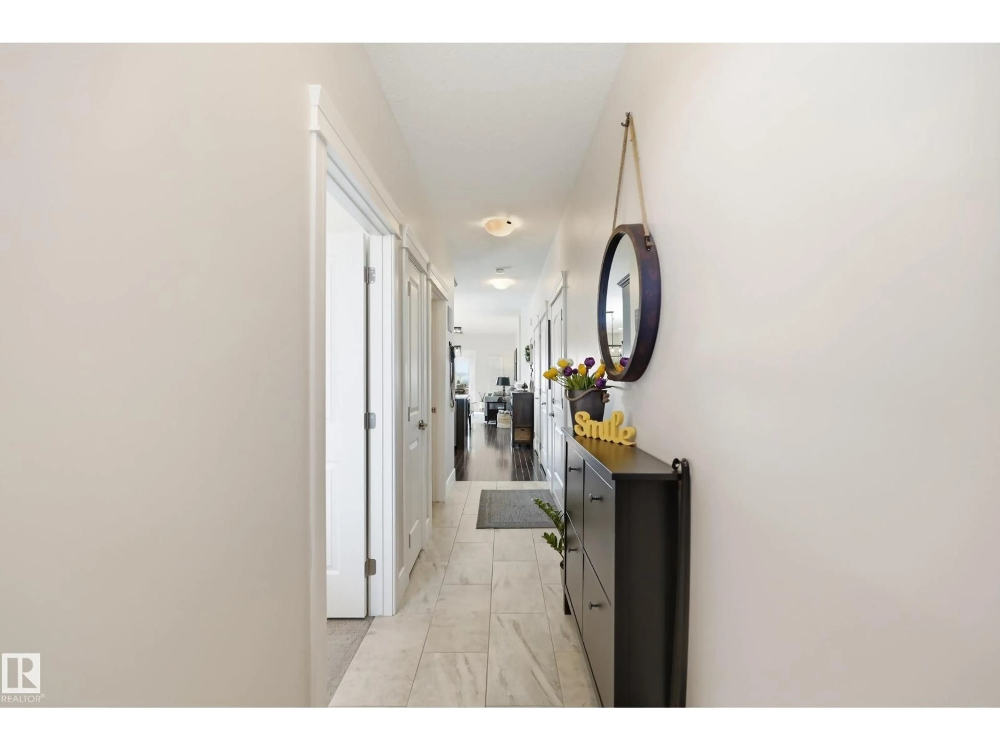 Indoor entryway for 77 RICHMOND LI, Fort Saskatchewan Alberta T8L0S2