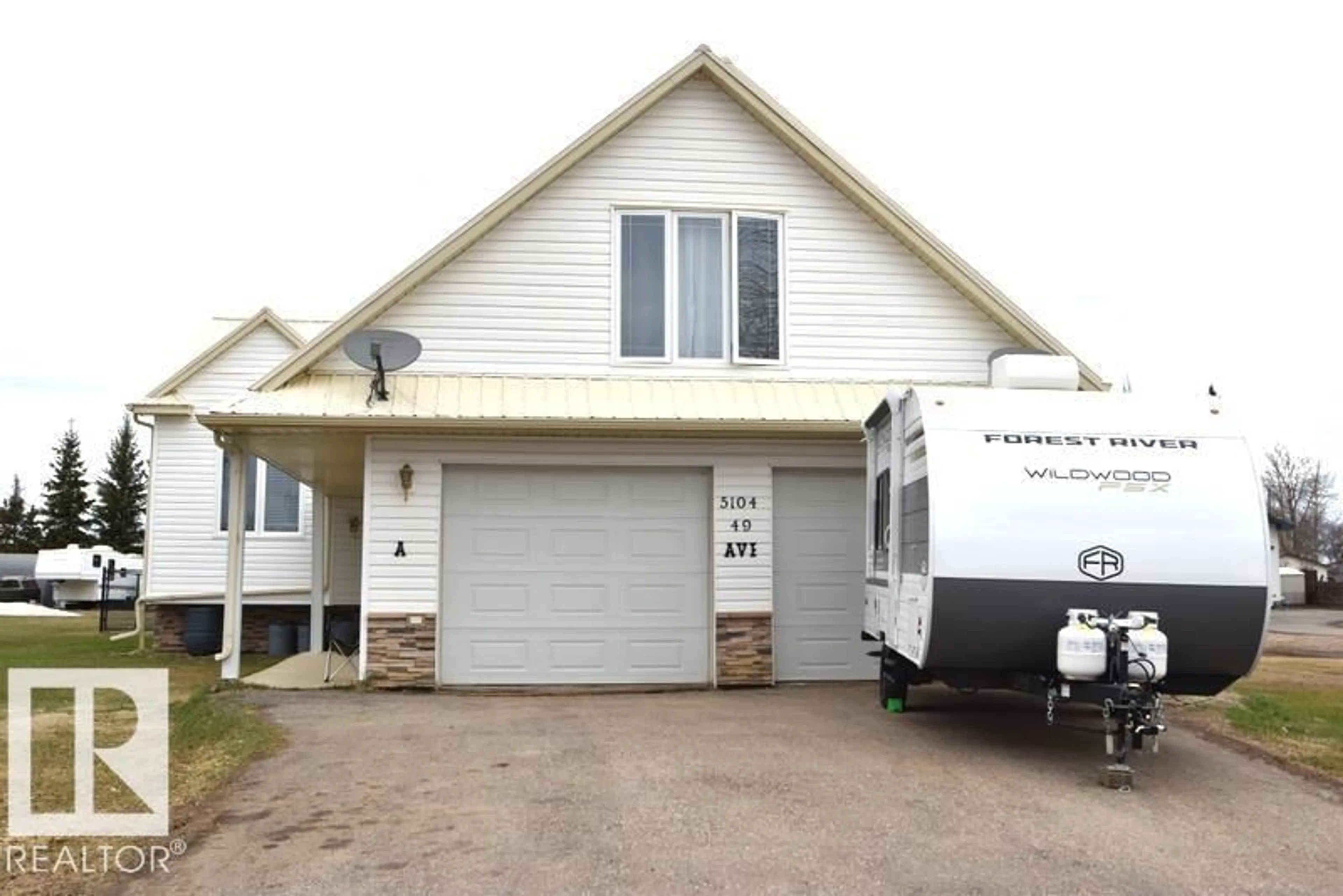 Unknown for 5104 49 AV, Smoky Lake Town Alberta T0A3C0