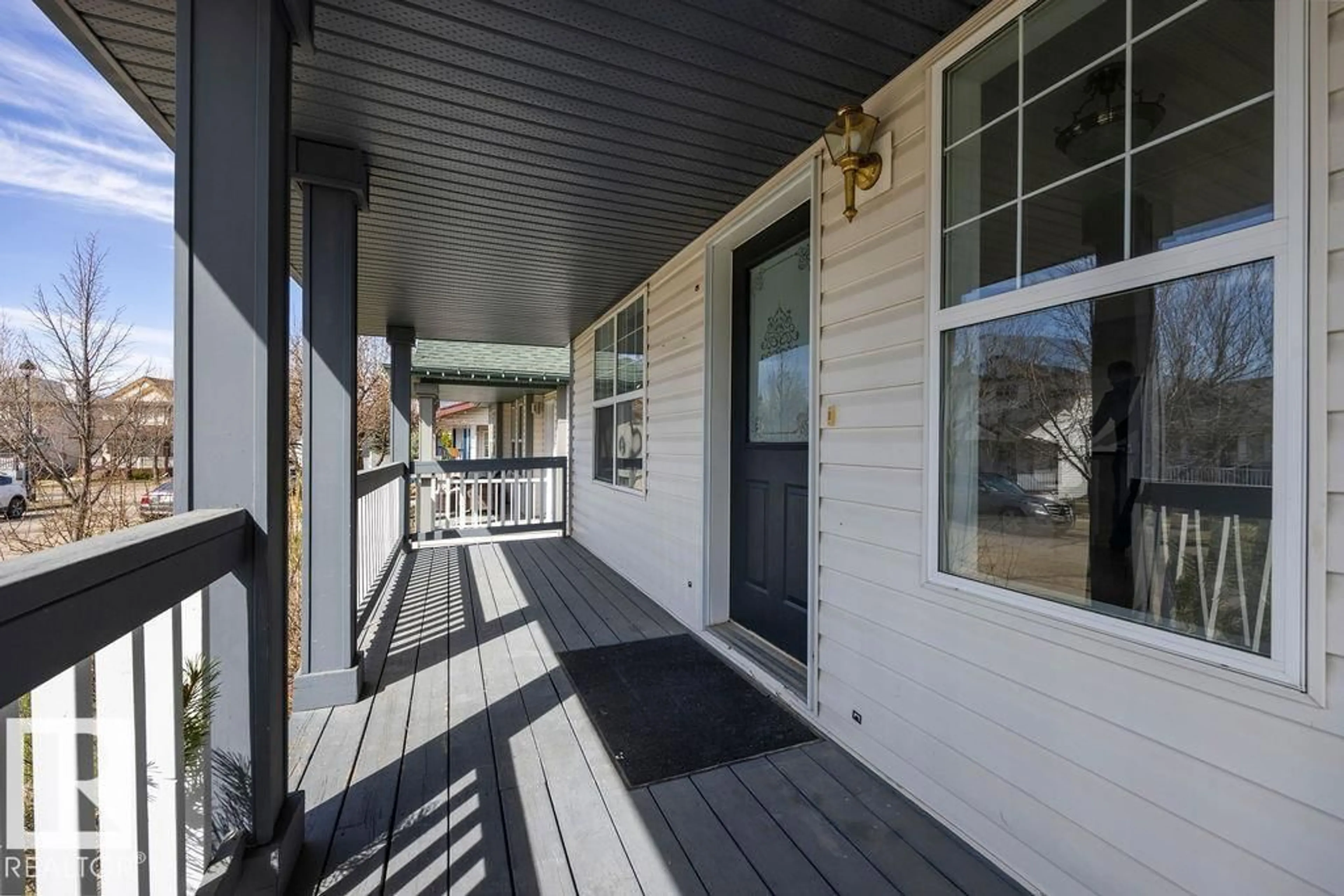 Patio, street for 2076 TANNER WD, Edmonton Alberta T6R2S4