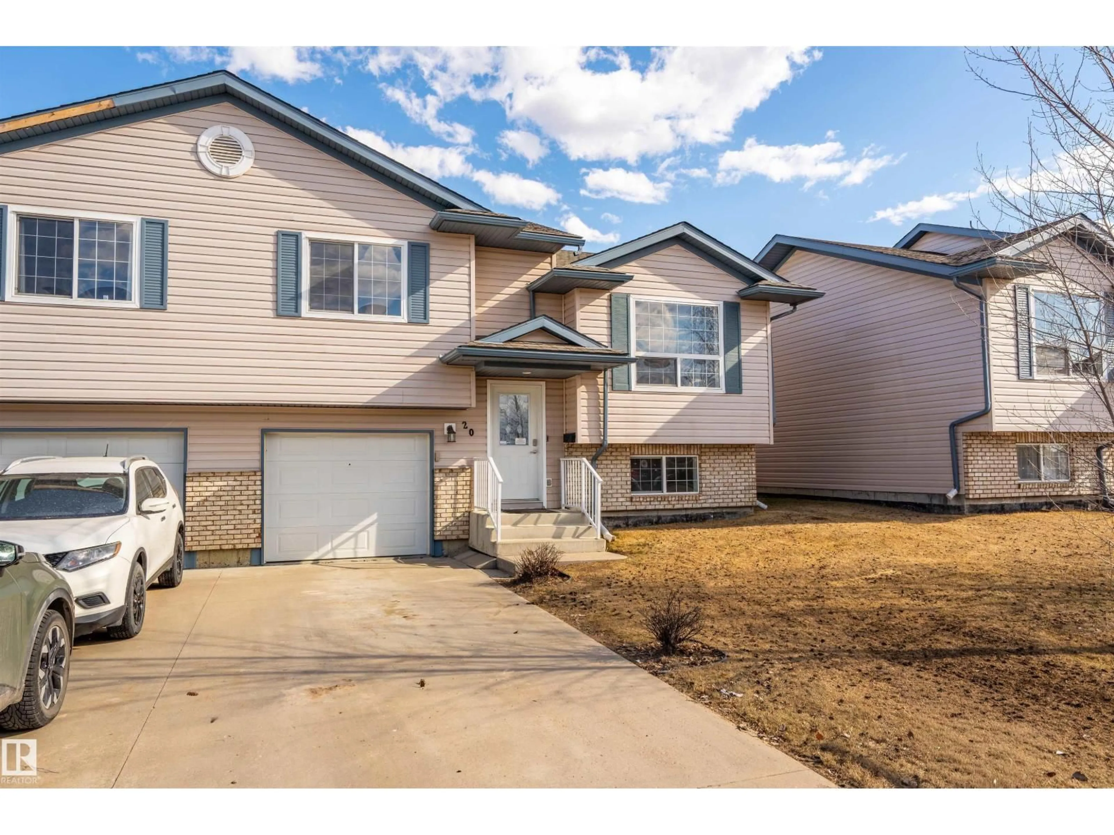 Home with vinyl exterior material, street for #20 - 6506 47 ST, Cold Lake Alberta T9M0C5