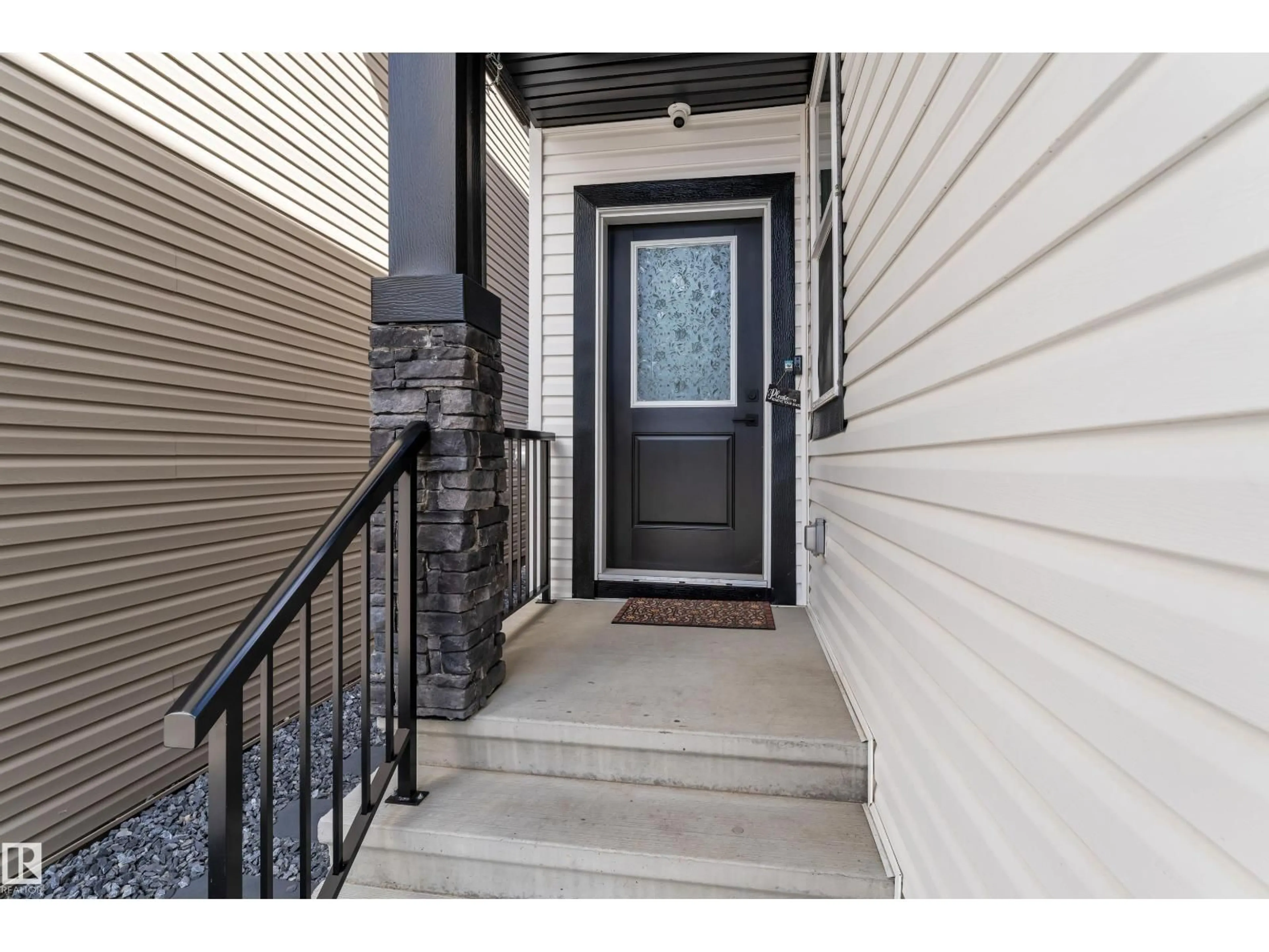 Indoor entryway for 4203 38A ST, Beaumont Alberta T4X2Z6