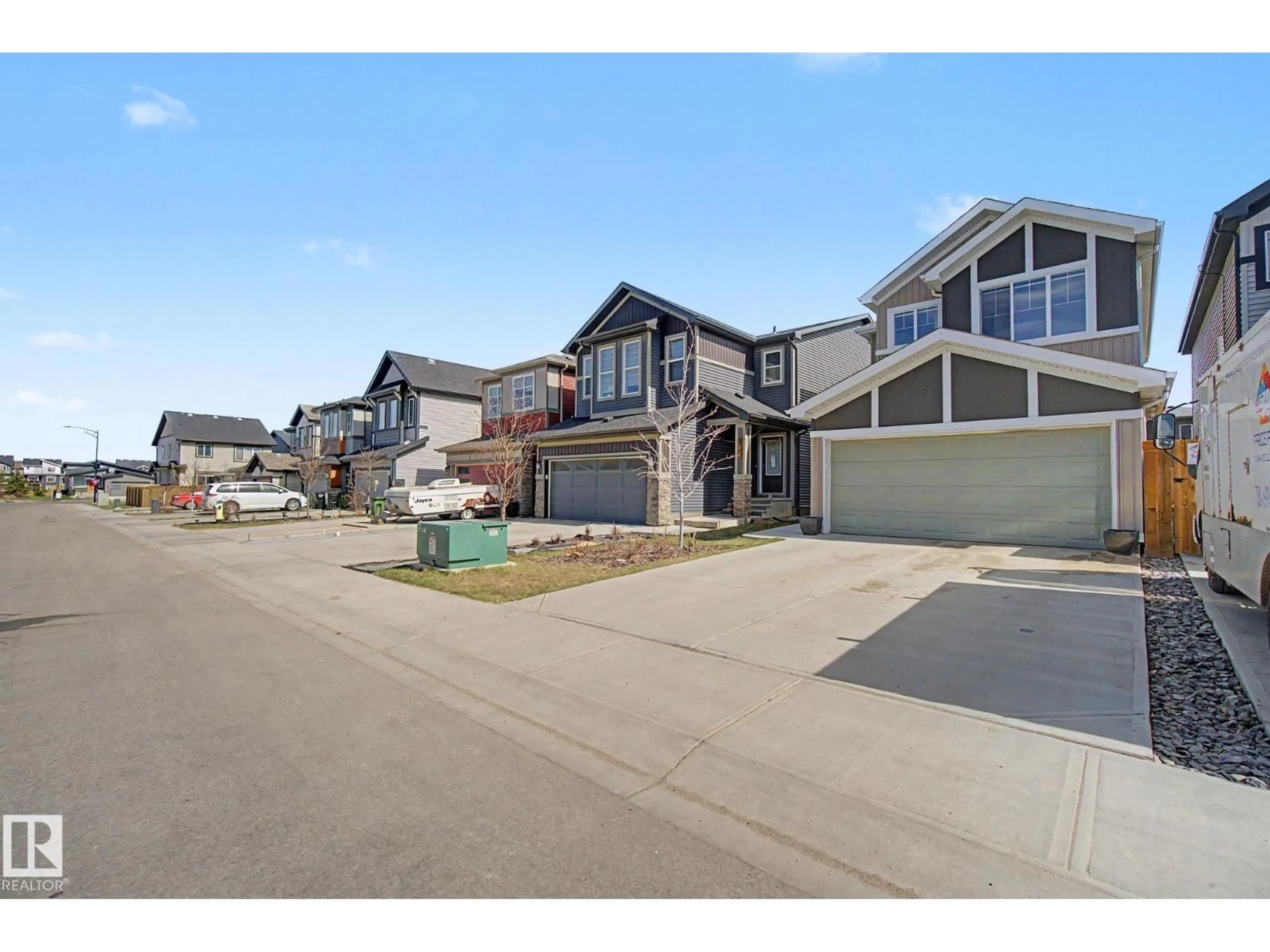 A pic from outside/outdoor area/front of a property/back of a property/a pic from drone, street for 3423 CHECKNITA TC, Edmonton Alberta T6W4H6