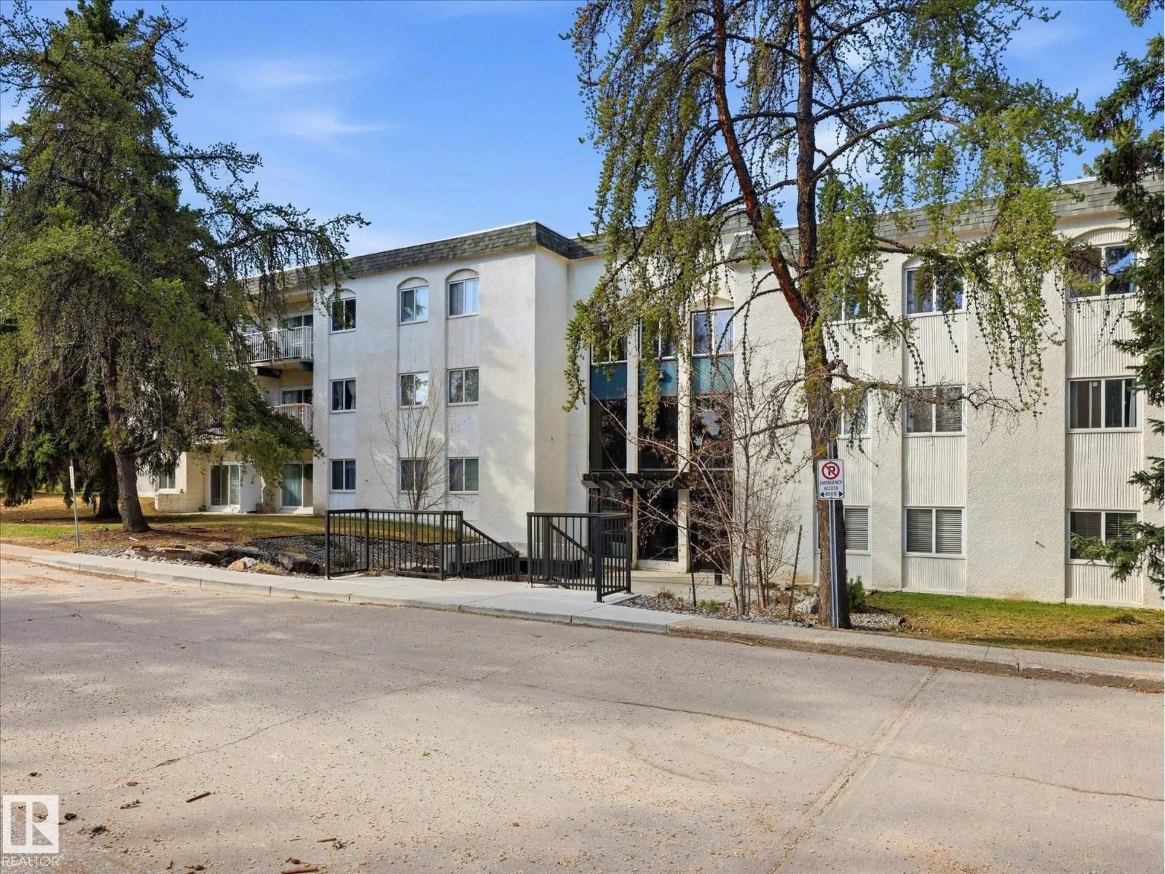 Unknown for #108 - 5730 RIVERBEND RD, Edmonton Alberta T6H4T4