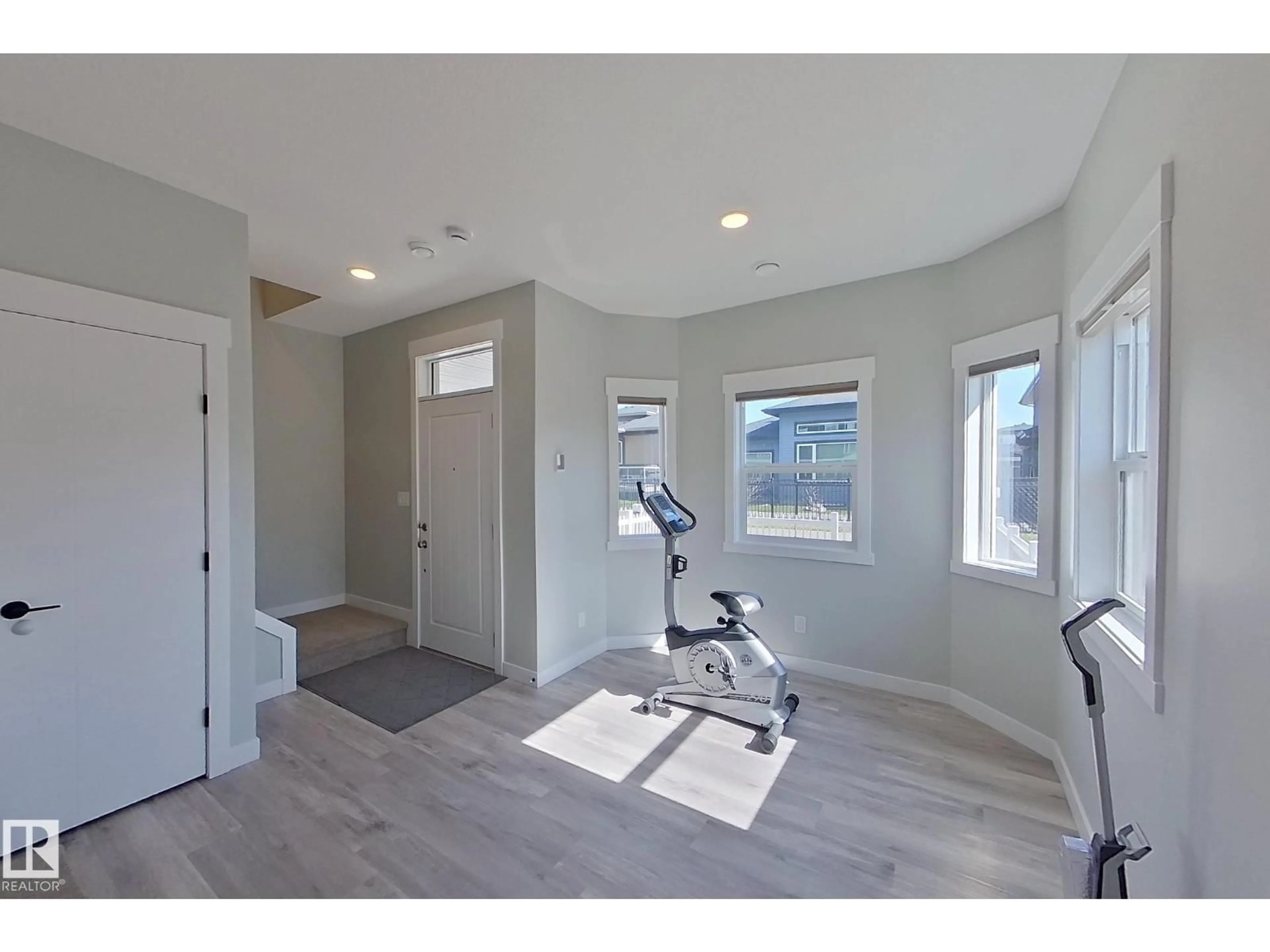 Unknown for 33 150 EVERITT DR, St. Albert Alberta T8N7R8