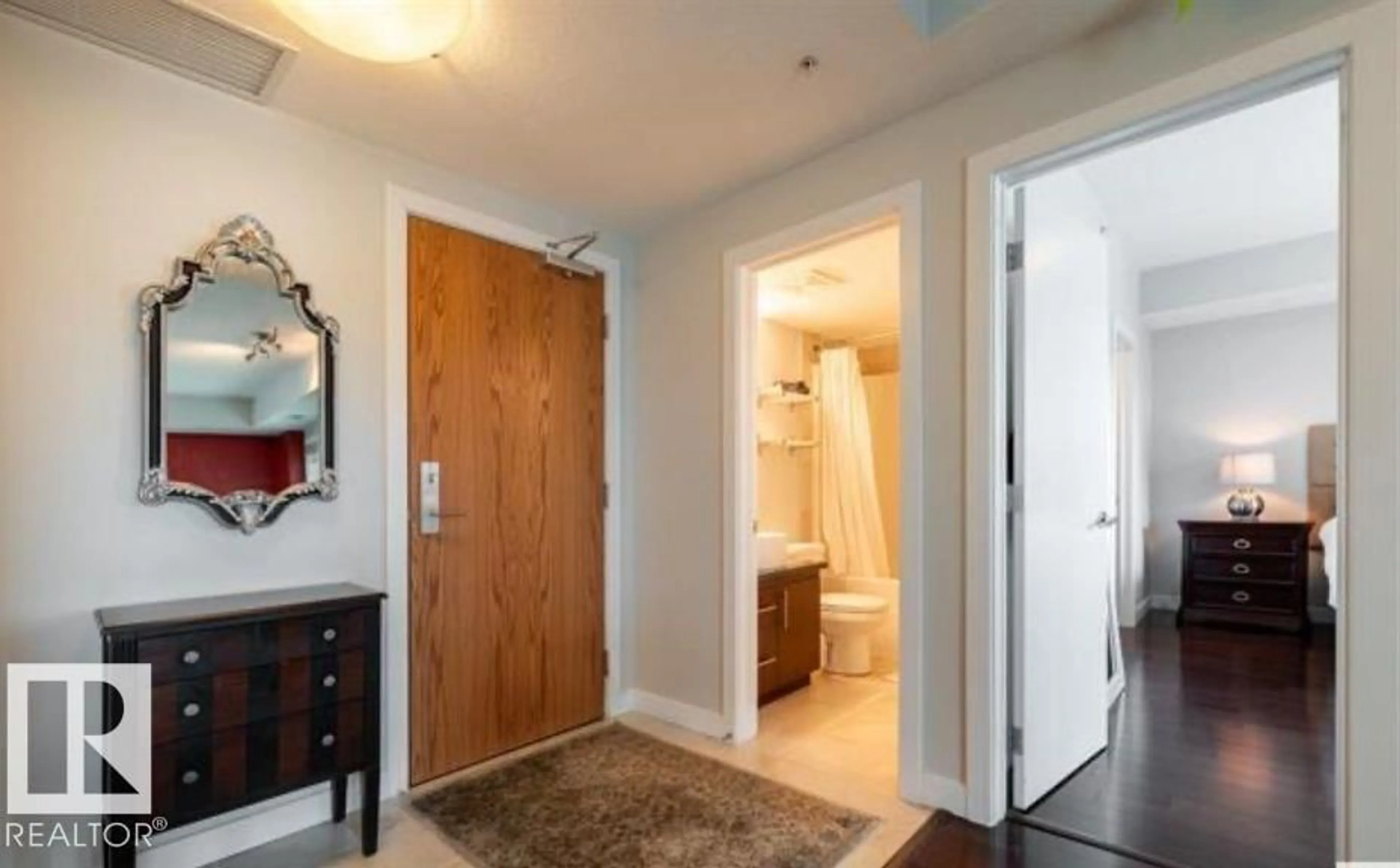 Indoor entryway for #702 - 10055 118 ST, Edmonton Alberta T5K0C1