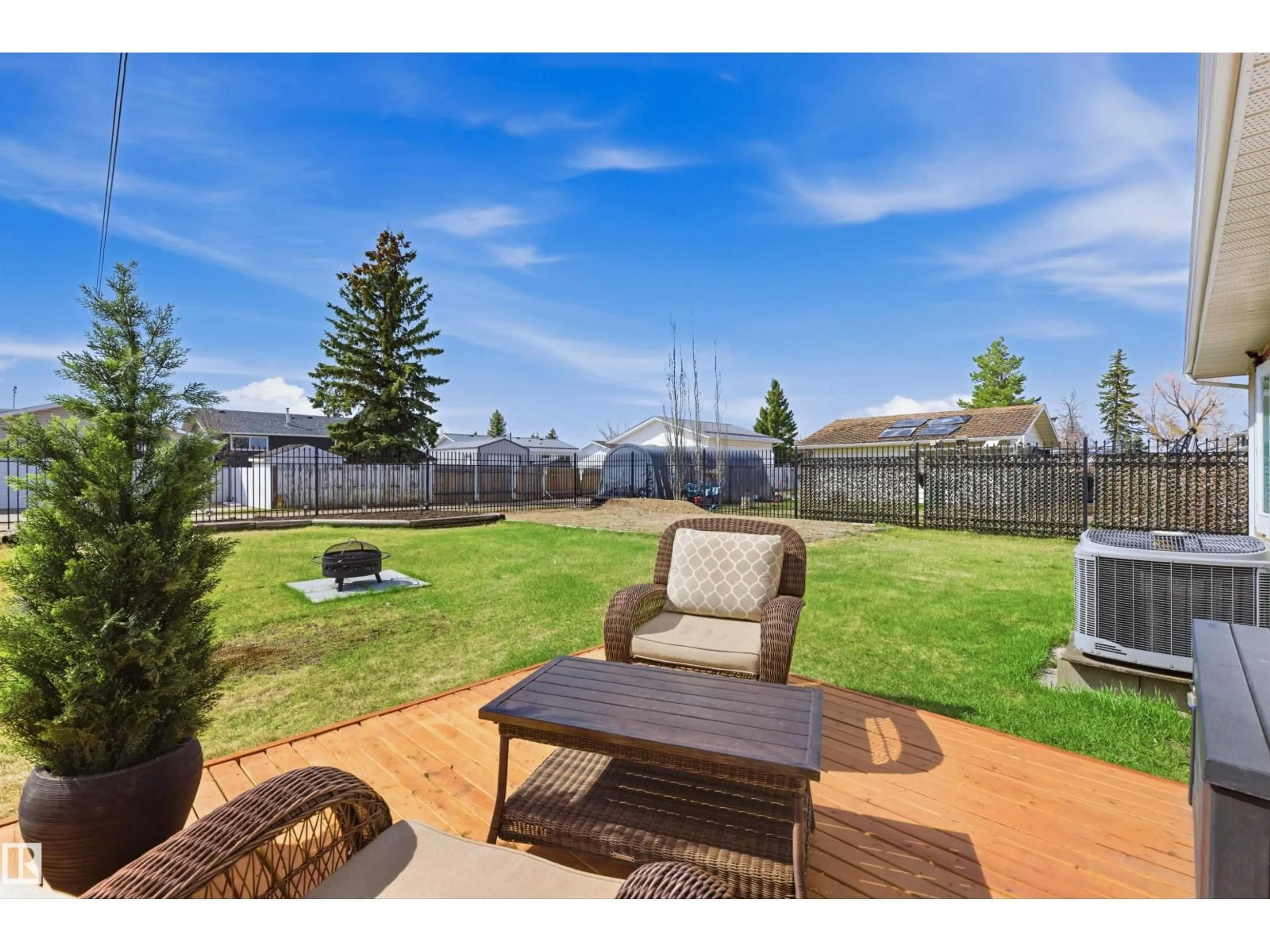 Patio, water/lake/river/ocean view for 5012 45 ST, Lamont Alberta T0B2R0