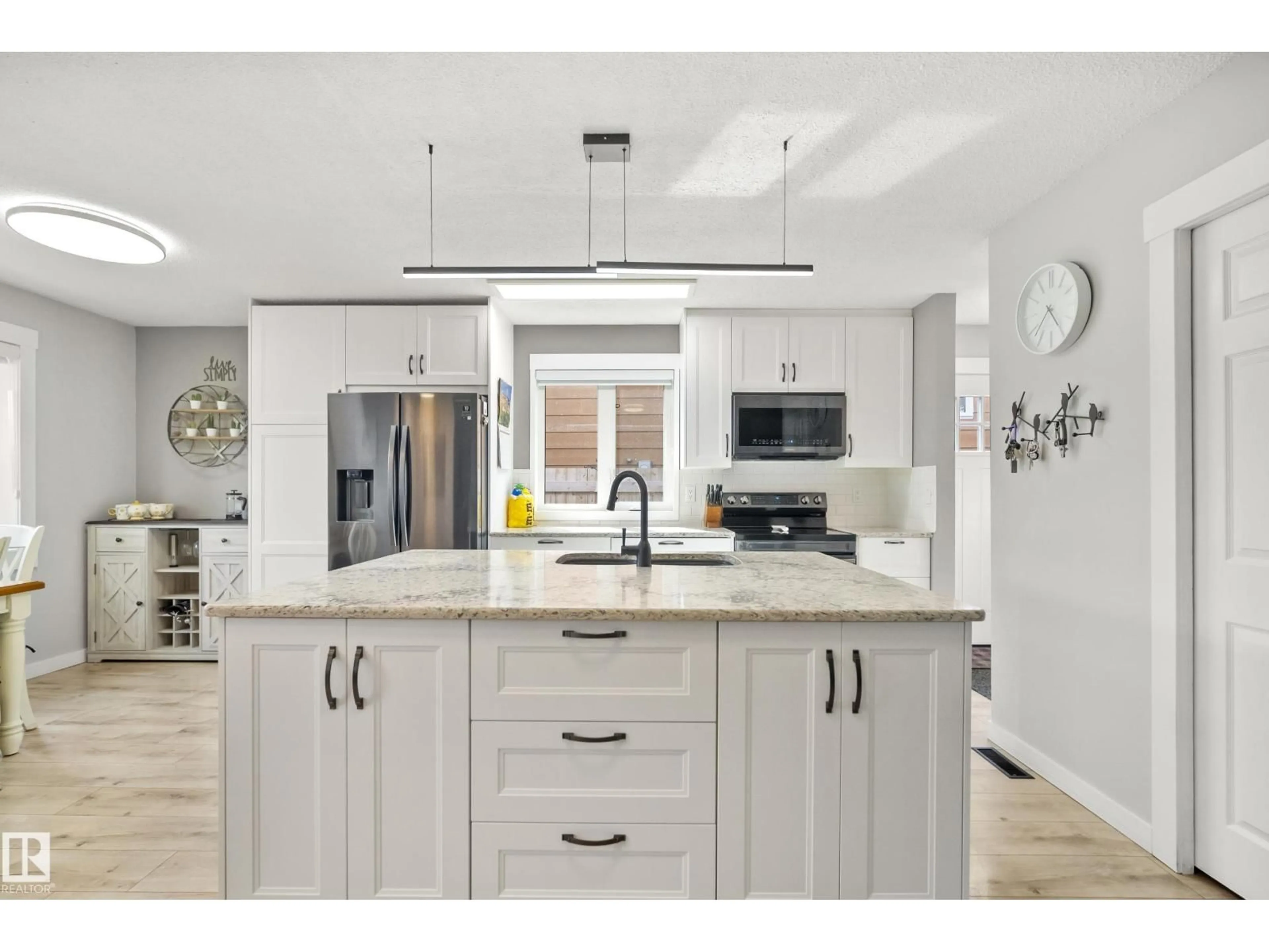 Open concept kitchen, ceramic/tile floor for 36 GREENWOOD CL, Spruce Grove Alberta T7X1Y1