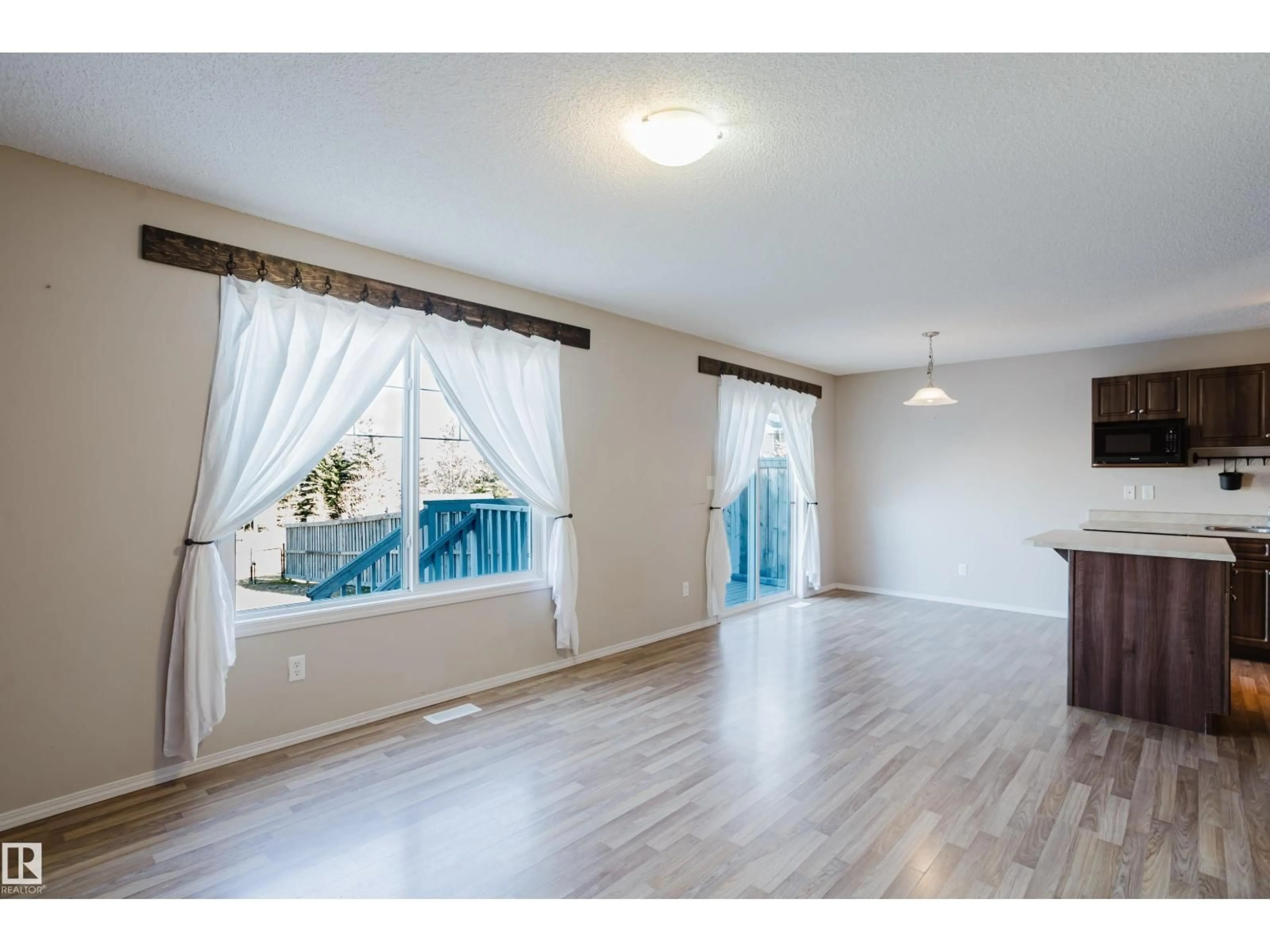 A pic of a room for 1666 MELROSE PL, Edmonton Alberta T6W1X6