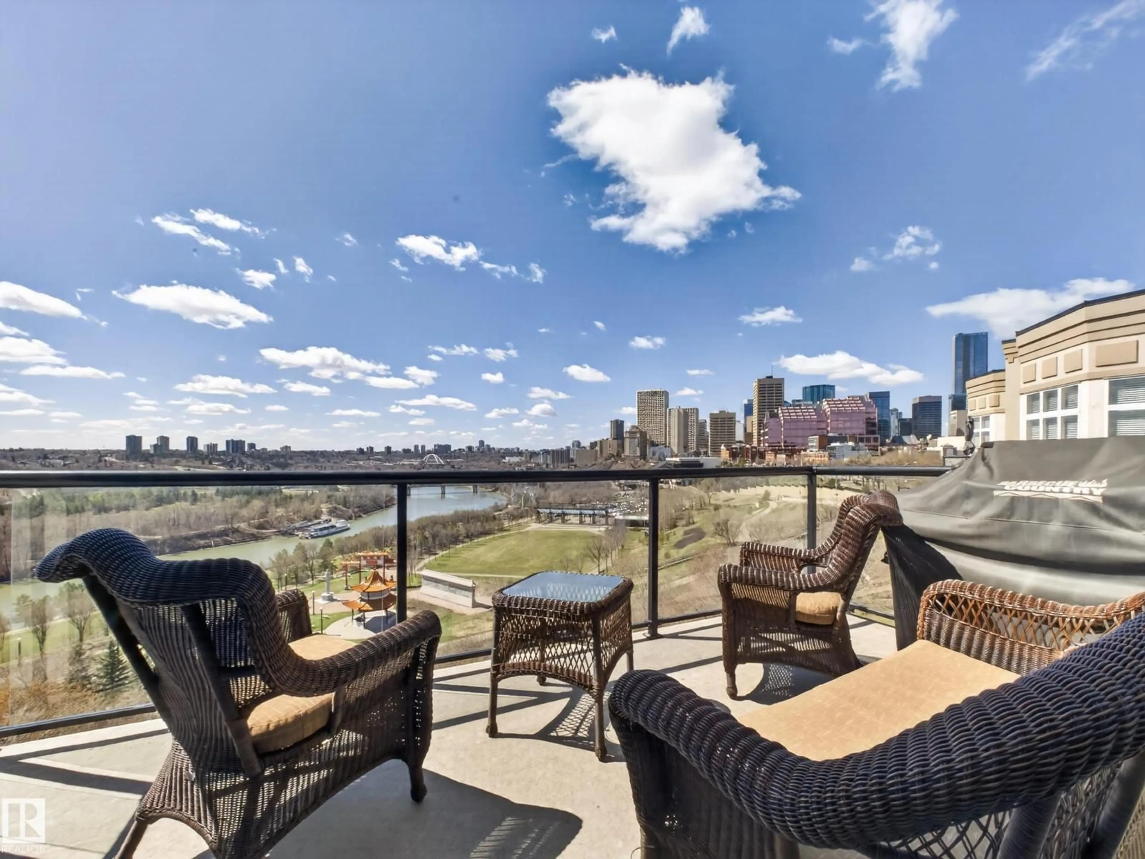 Patio, water/lake/river/ocean view for 516 9507 101 AV NW, Edmonton Alberta T5H4R1
