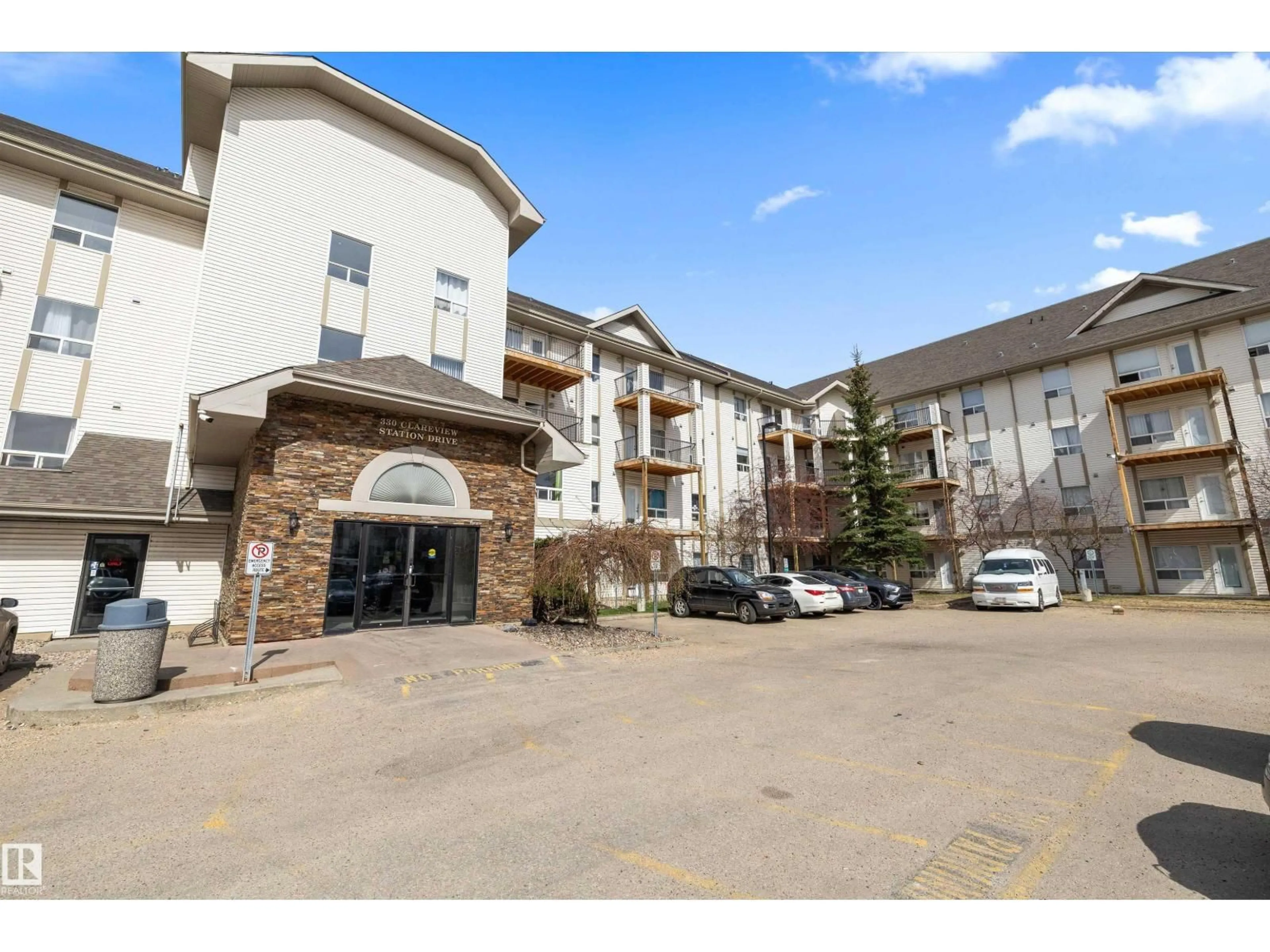 Unknown for #1128 - 1128 CLAREVIEW STATION DR, Edmonton Alberta T5Y0E6