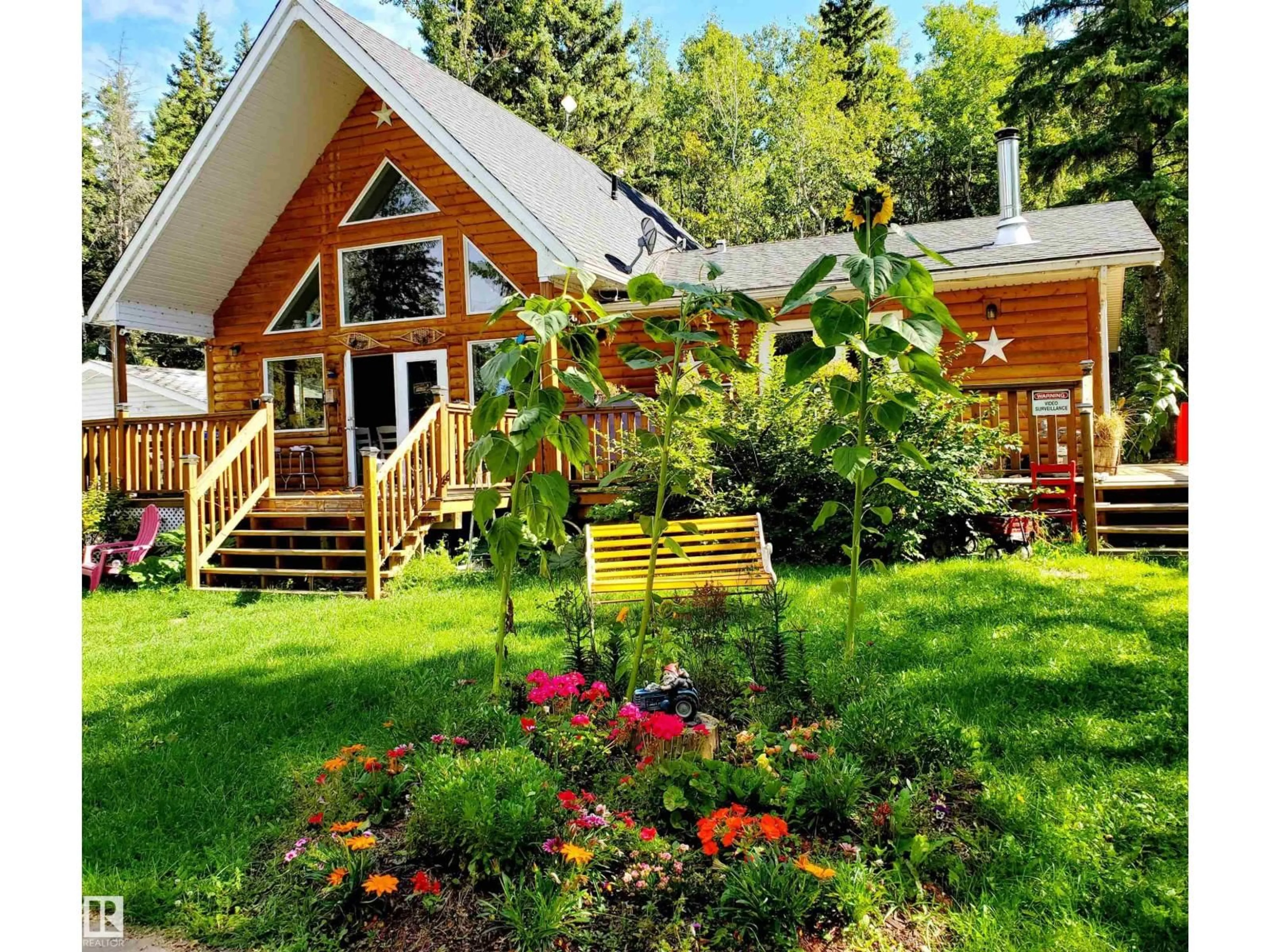 Patio, mountain view for 130 LAKESHORE DR, Rural Lac Ste. Anne County Alberta T0E1V0