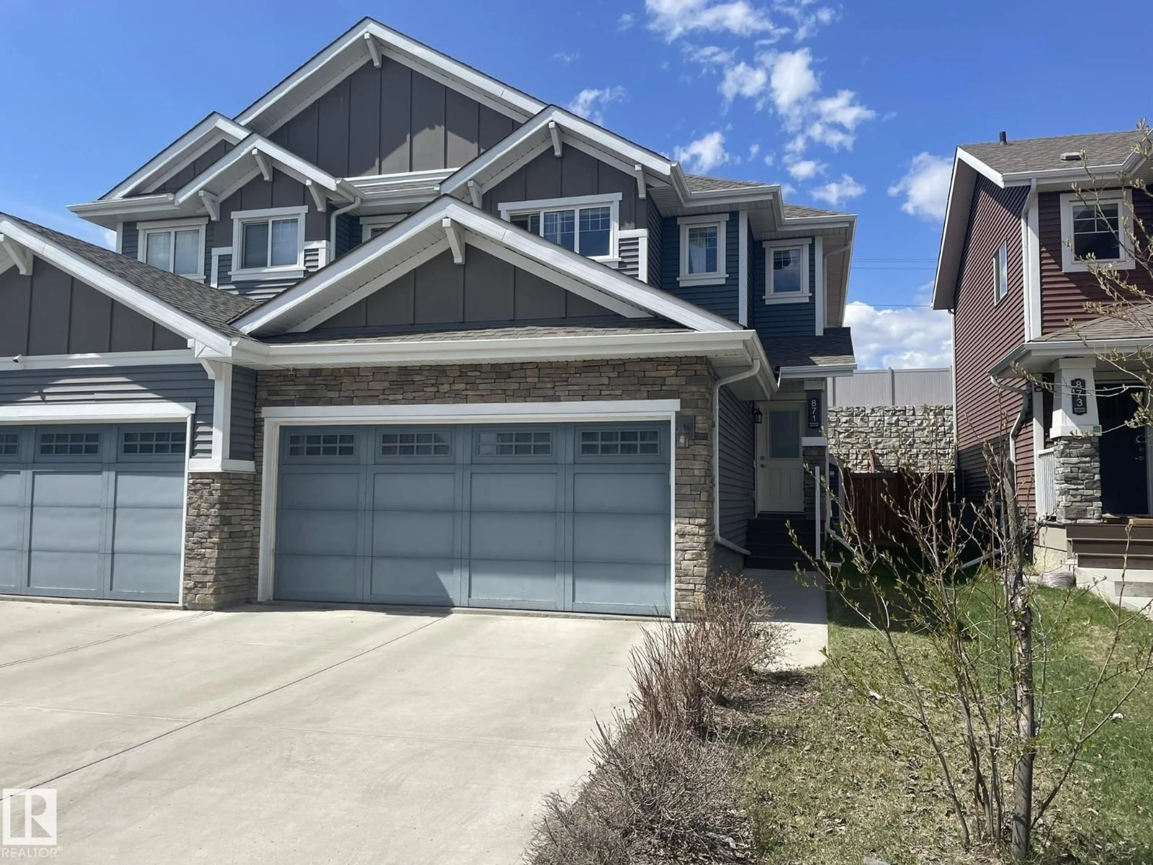 Home with vinyl exterior material, street for 871 EBBERS CR, Edmonton Alberta T5Y3V1