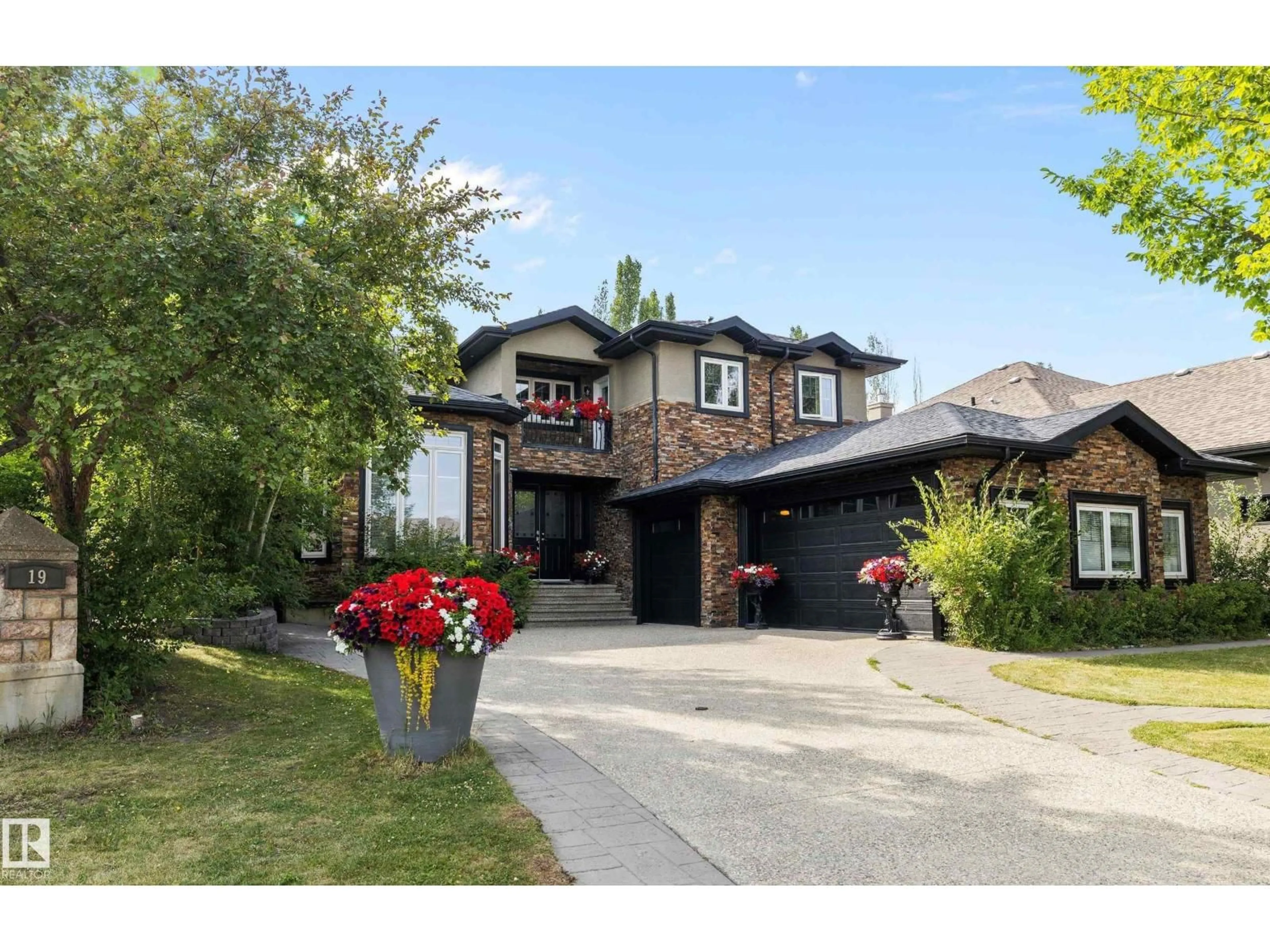 Unknown for 19 OAK POINT, St. Albert Alberta T8N7H2