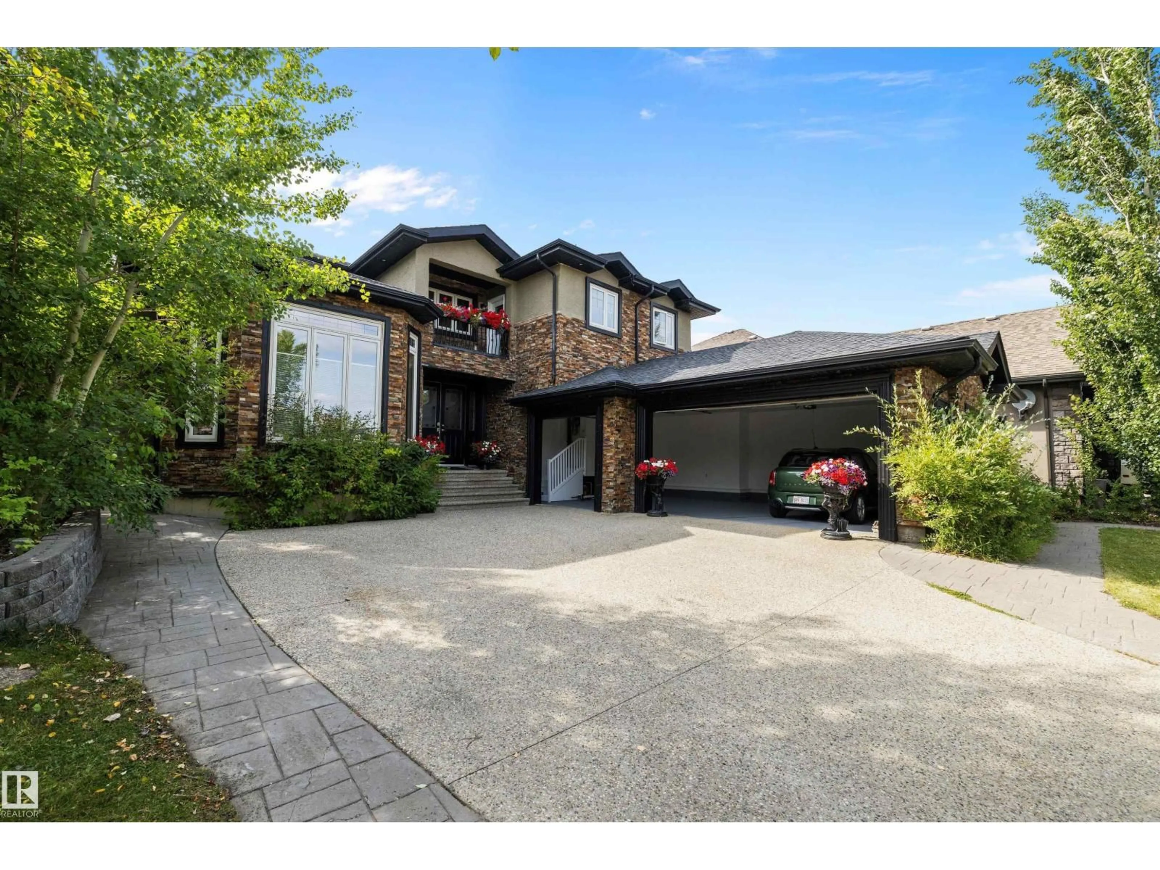 Unknown for 19 OAK POINT, St. Albert Alberta T8N7H2