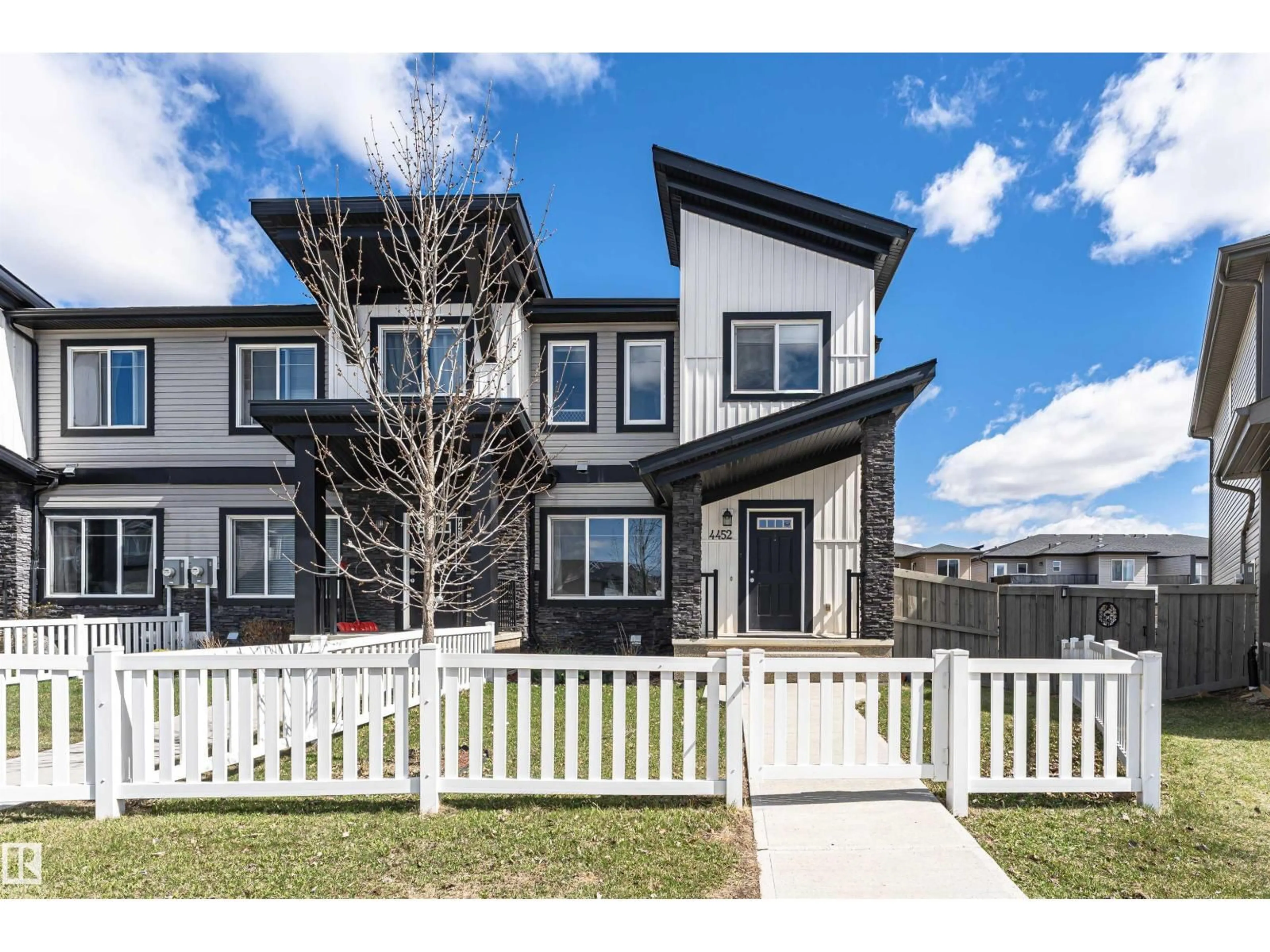 Home with vinyl exterior material, street for SW - 4452 ANNETT CM, Edmonton Alberta T6W2V8
