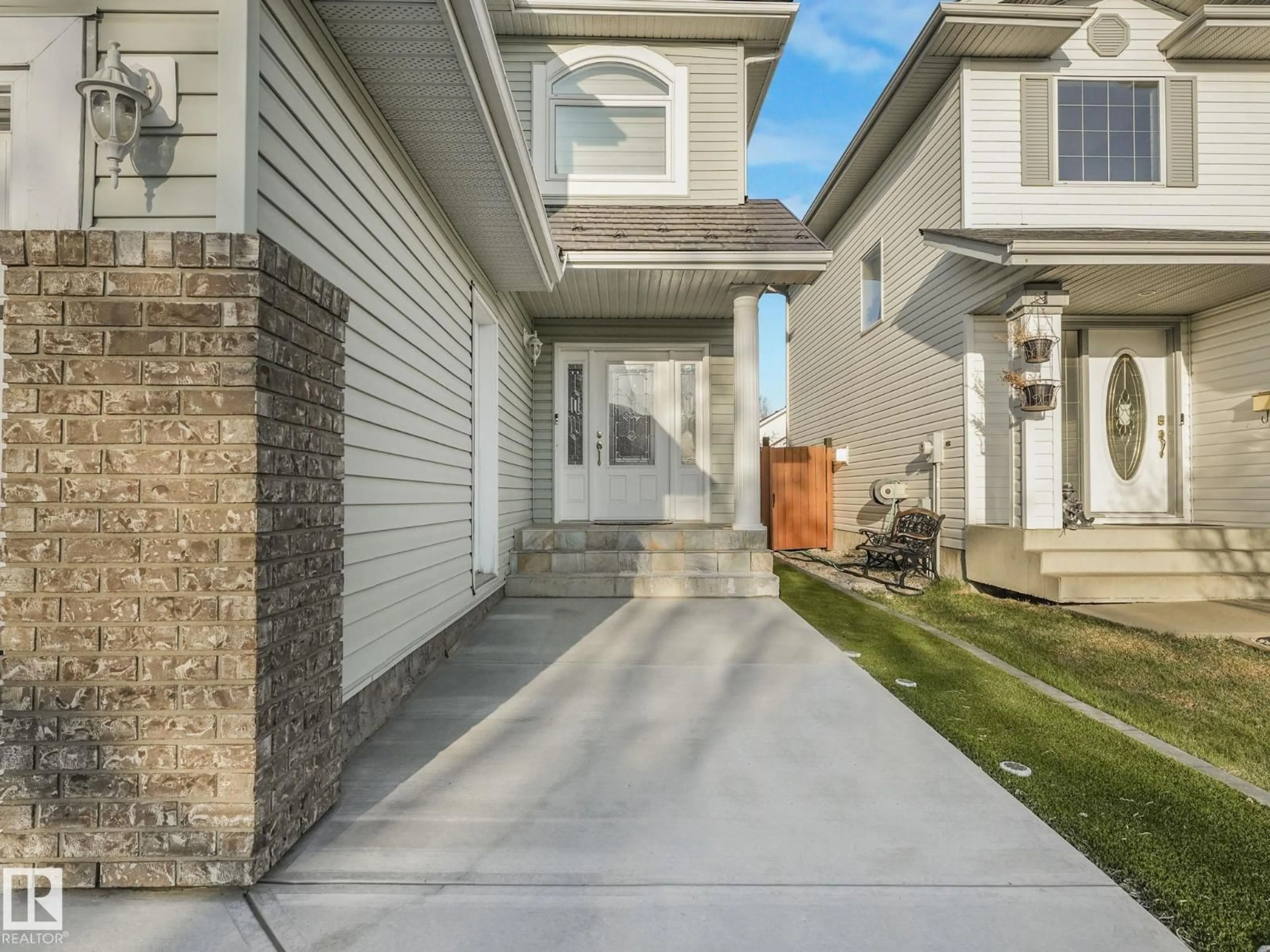 Home with vinyl exterior material, street for NW - 16237 129A ST, Edmonton Alberta T6V1T1