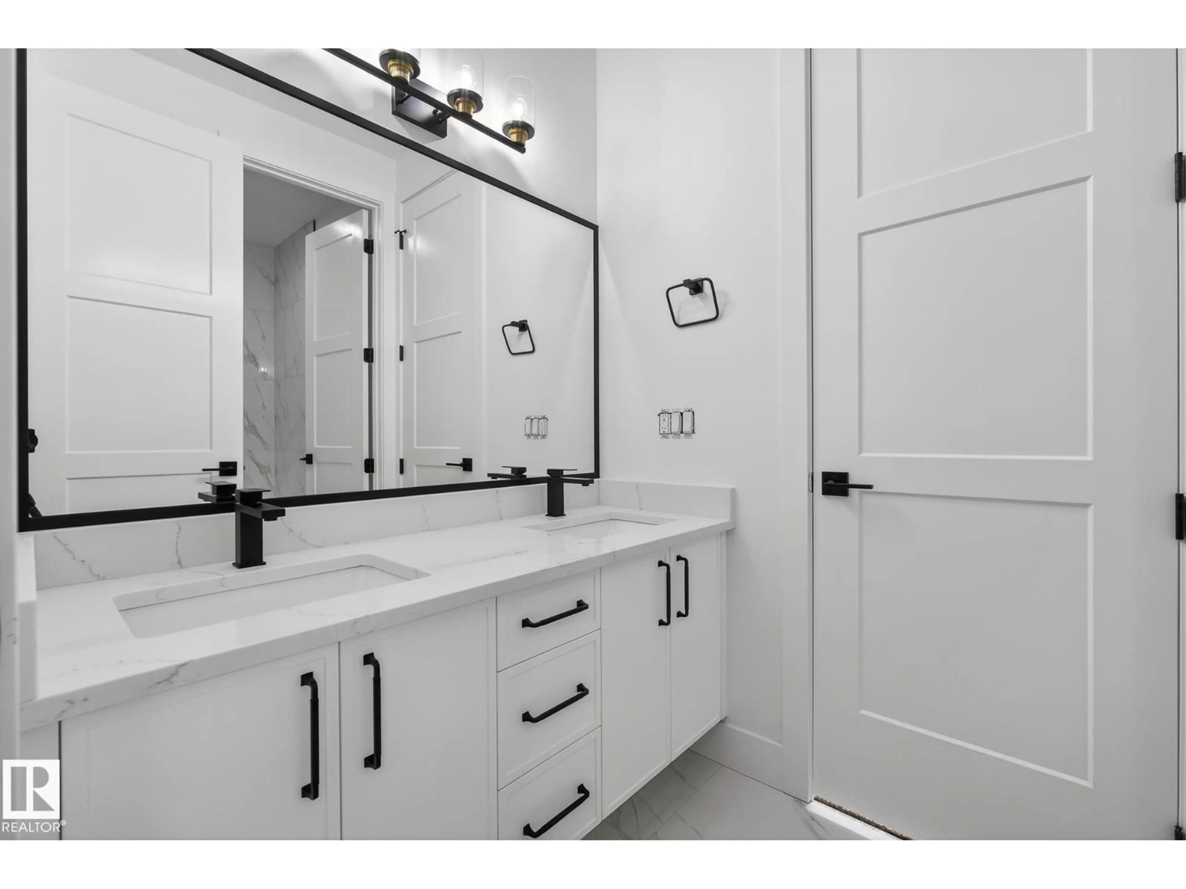 Contemporary bathroom, ceramic/tile floor for 753 ASTORIA WY, Devon Alberta T9G0M3