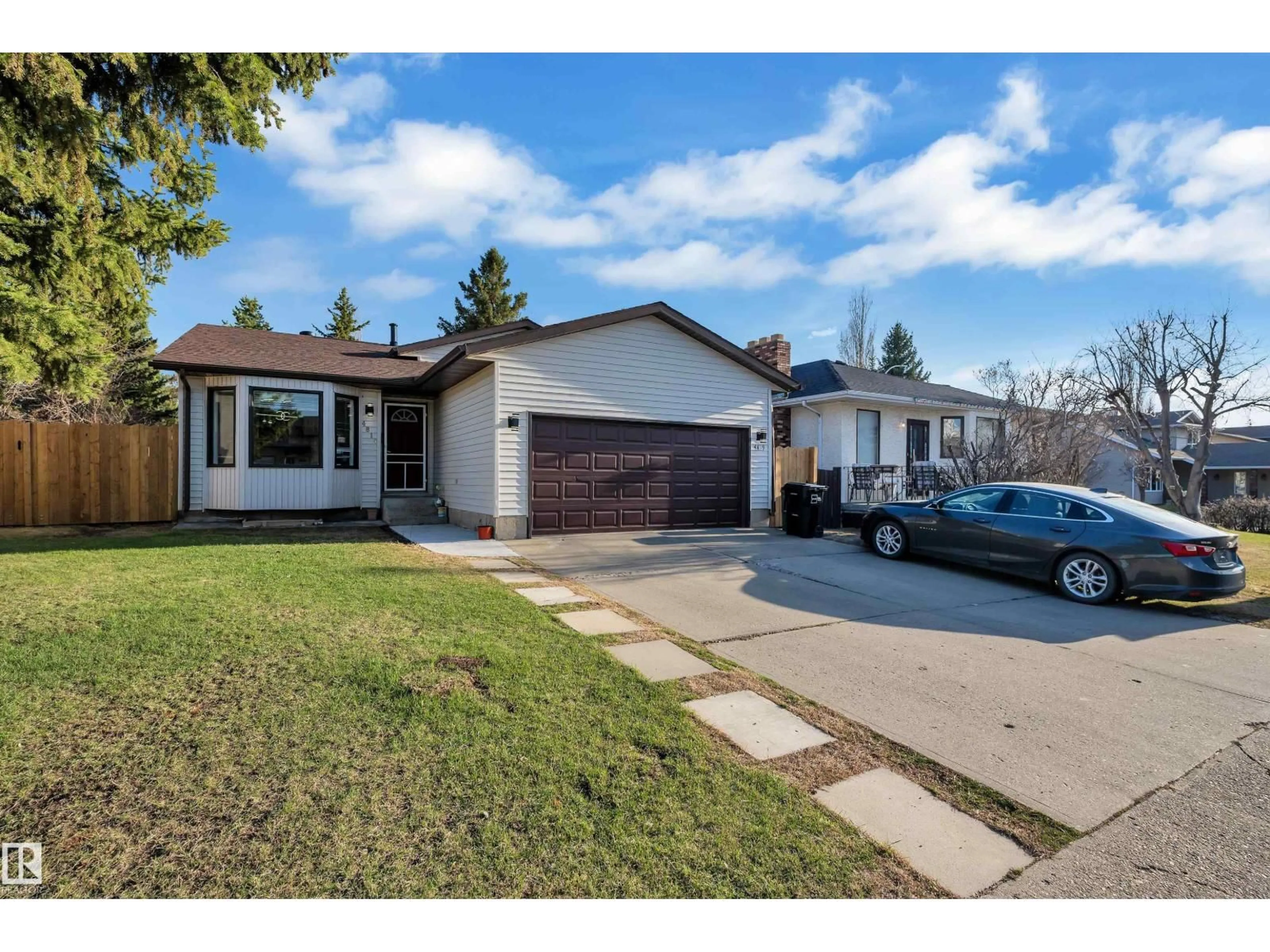 Unknown for 4819 30 AV, Edmonton Alberta T6L4R4