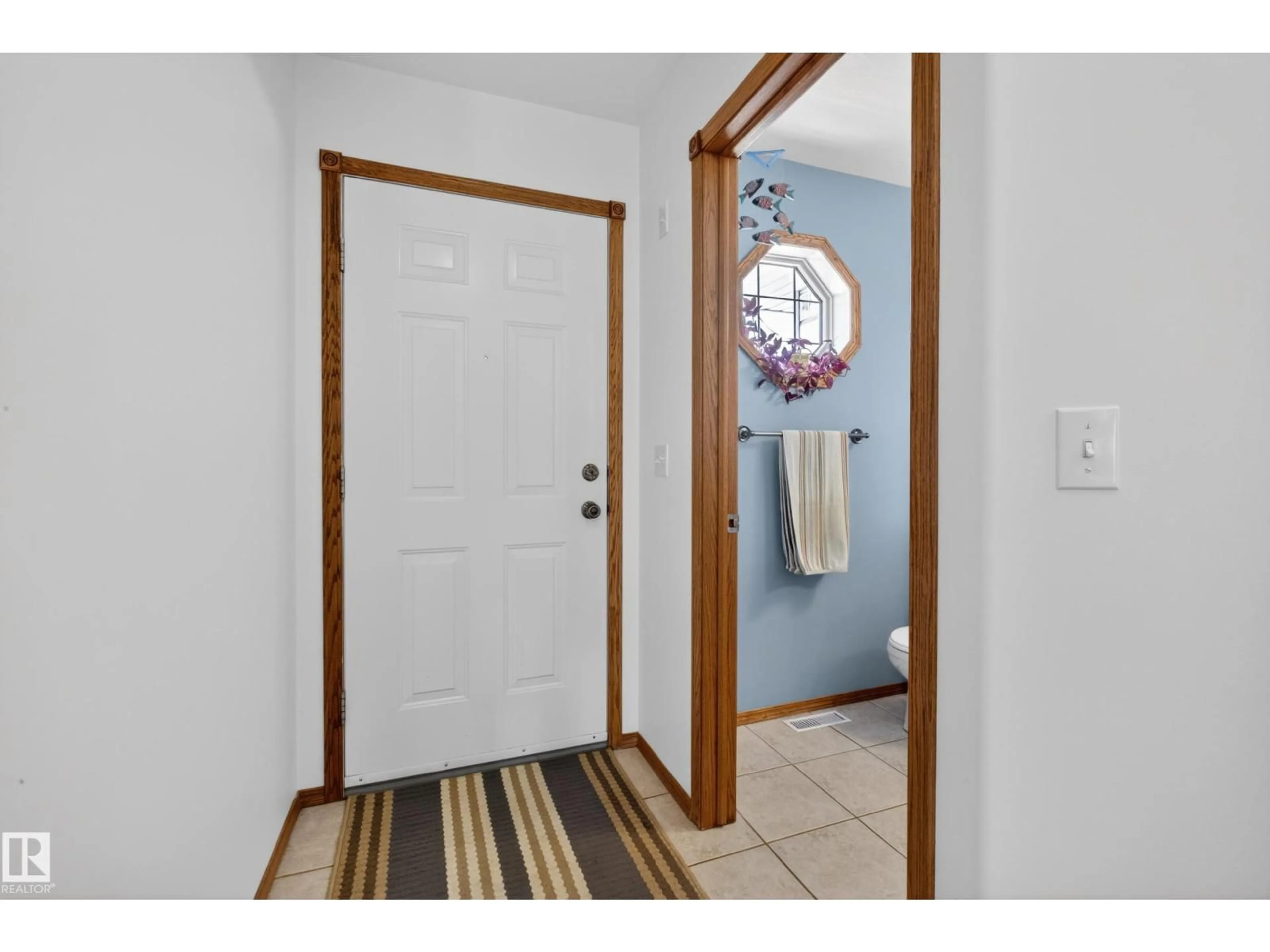 Indoor entryway for #110 - 4302 48 ST, Leduc Alberta T9E8J6