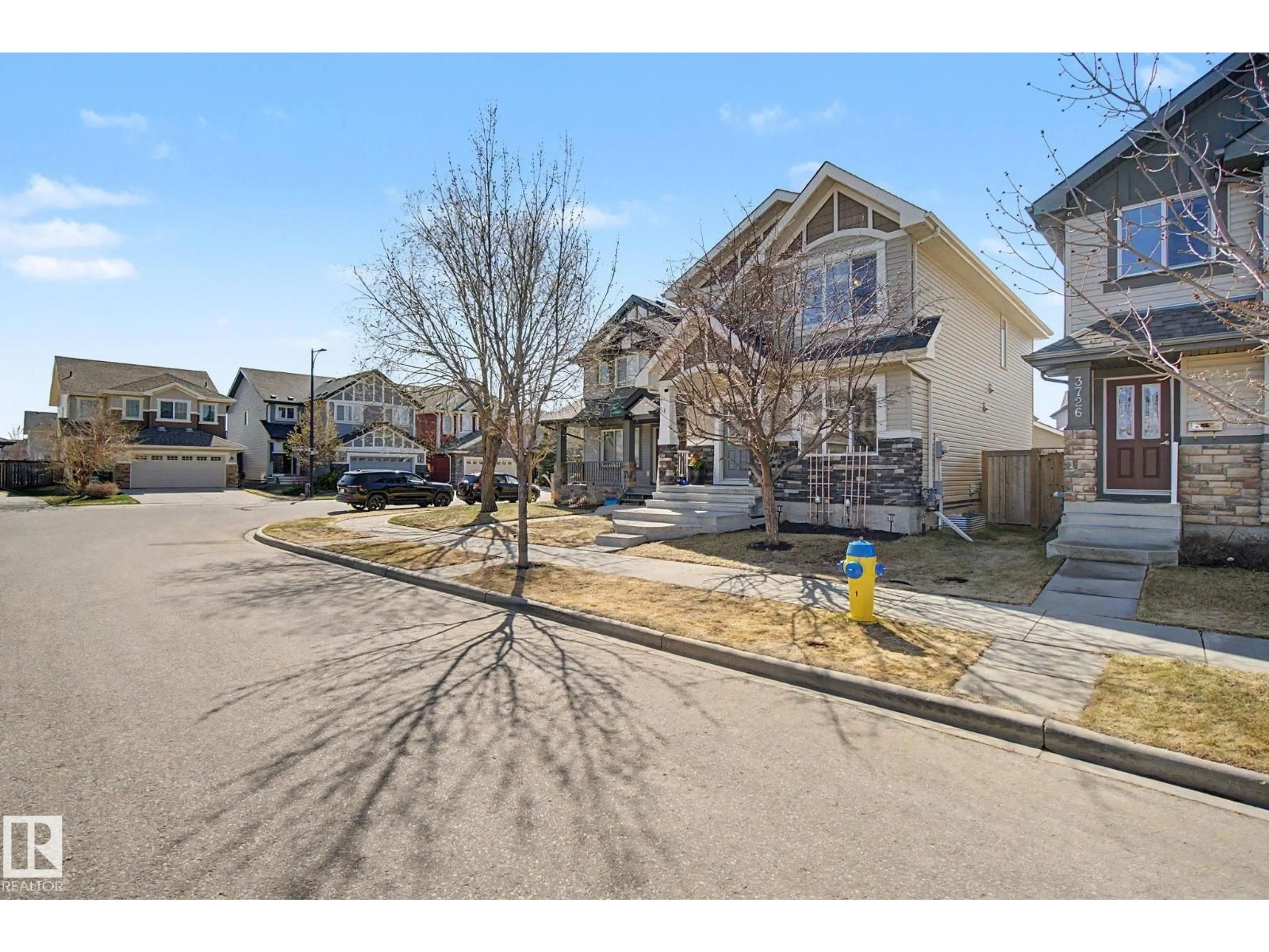 A pic from outside/outdoor area/front of a property/back of a property/a pic from drone, street for SW - 3724 ALEXANDER CR, Edmonton Alberta T6W0W7