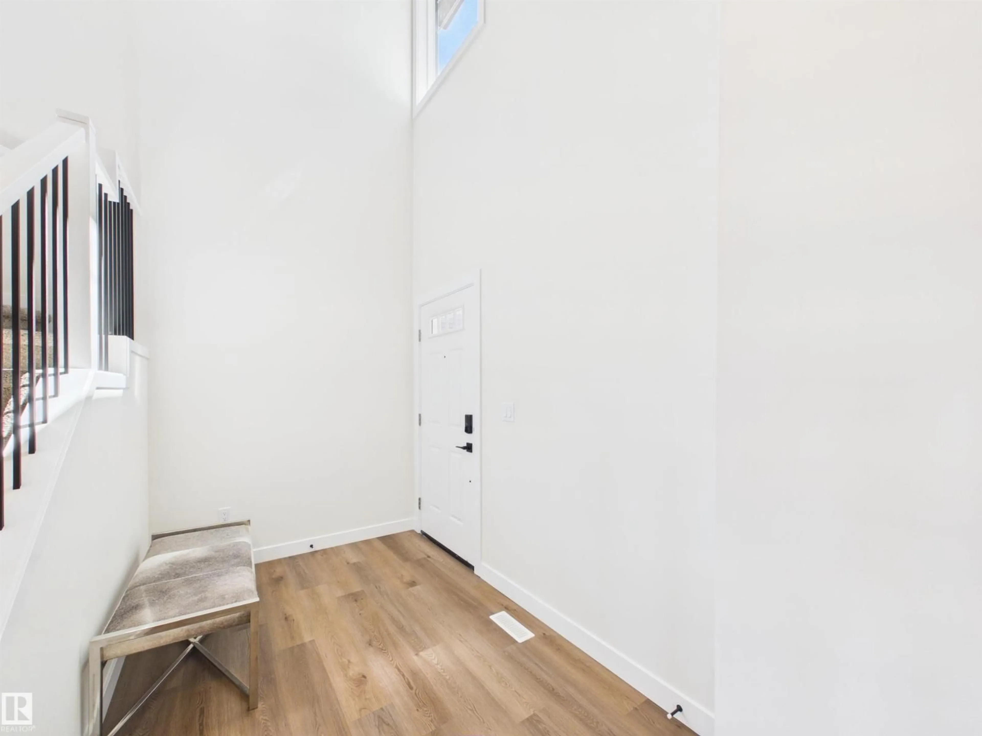 Indoor entryway for 407 BRICKYARD PT, Stony Plain Alberta T7Z0H9