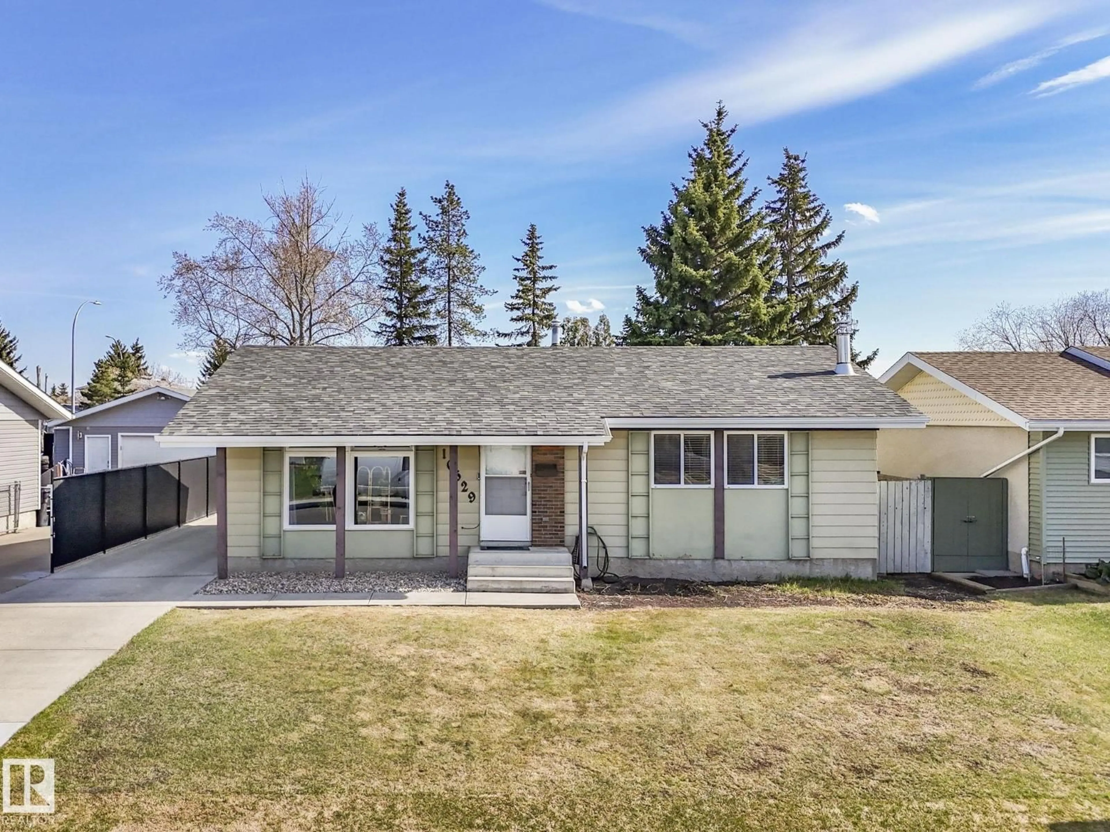 A pic from outside/outdoor area/front of a property/back of a property/a pic from drone, street for NW - 10629 167A AV, Edmonton Alberta T5X2Y9