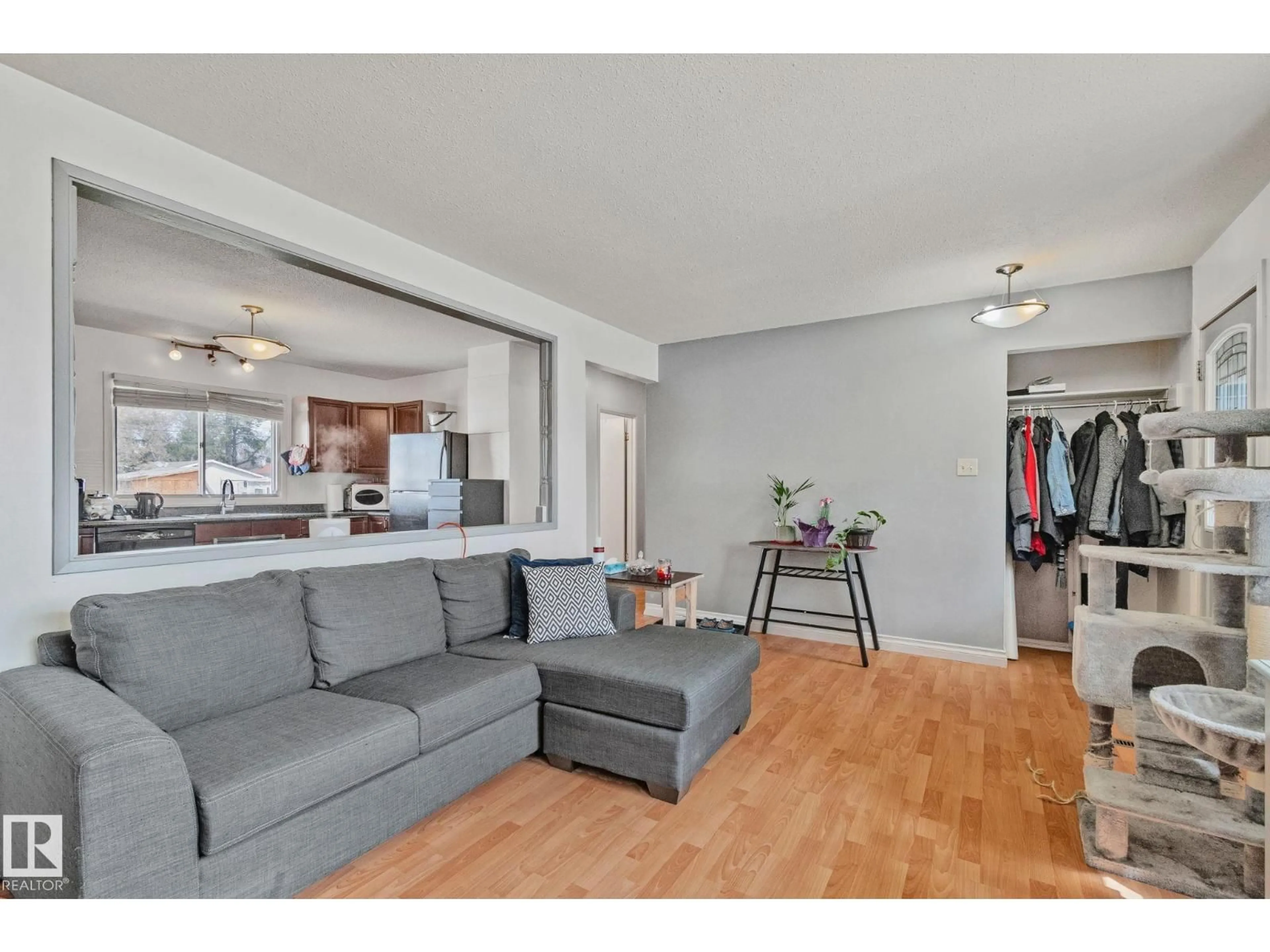 Living room with furniture, unknown for 4618 53 AV, Wetaskiwin Alberta T9A0Y5