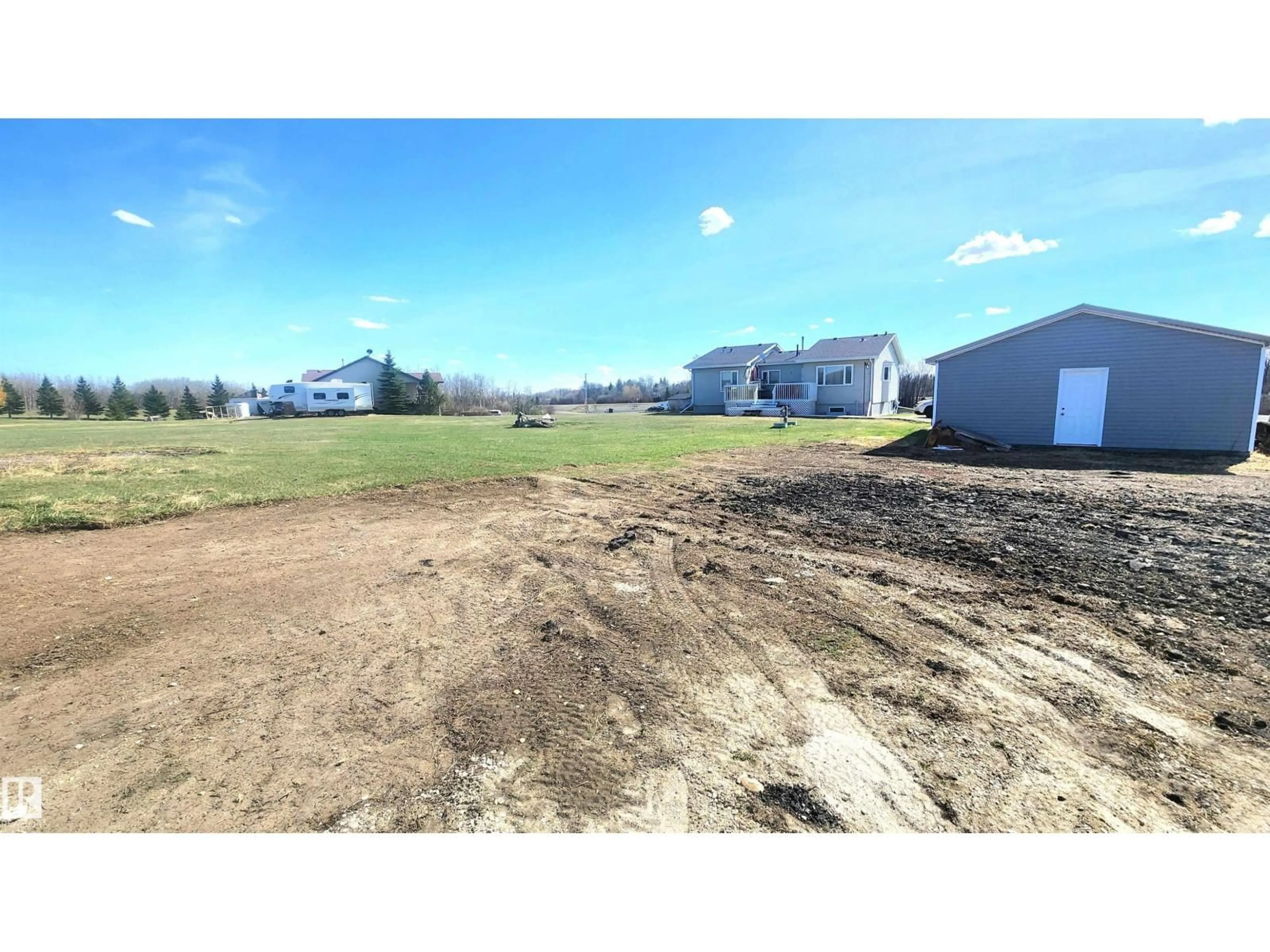 A pic from outside/outdoor area/front of a property/back of a property/a pic from drone, building for 97 20120 TWP RD 515, Rural Beaver County Alberta T0B4J1