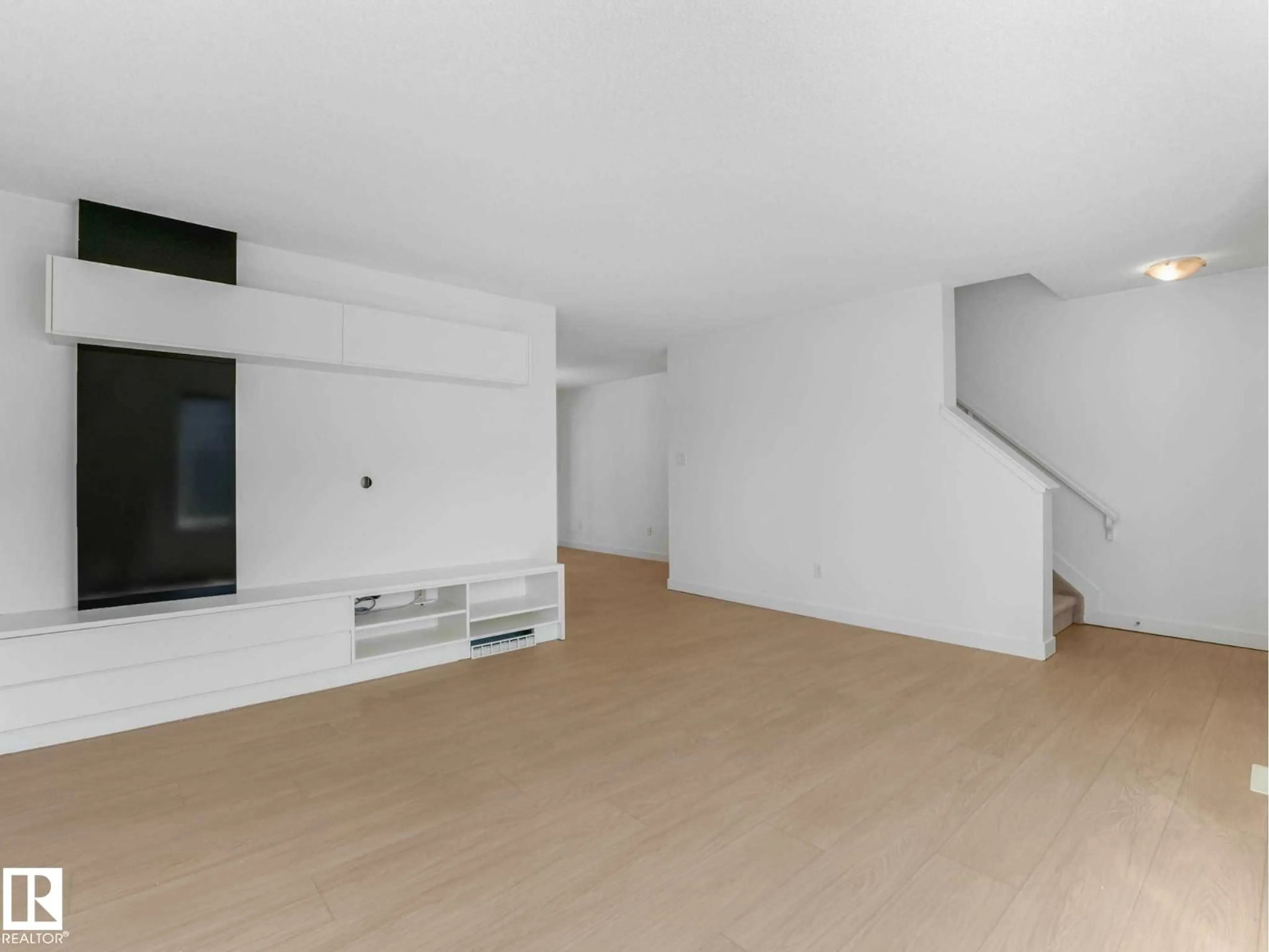 A pic of a room for 49 - 12004 22 AV, Edmonton Alberta T6W0T1