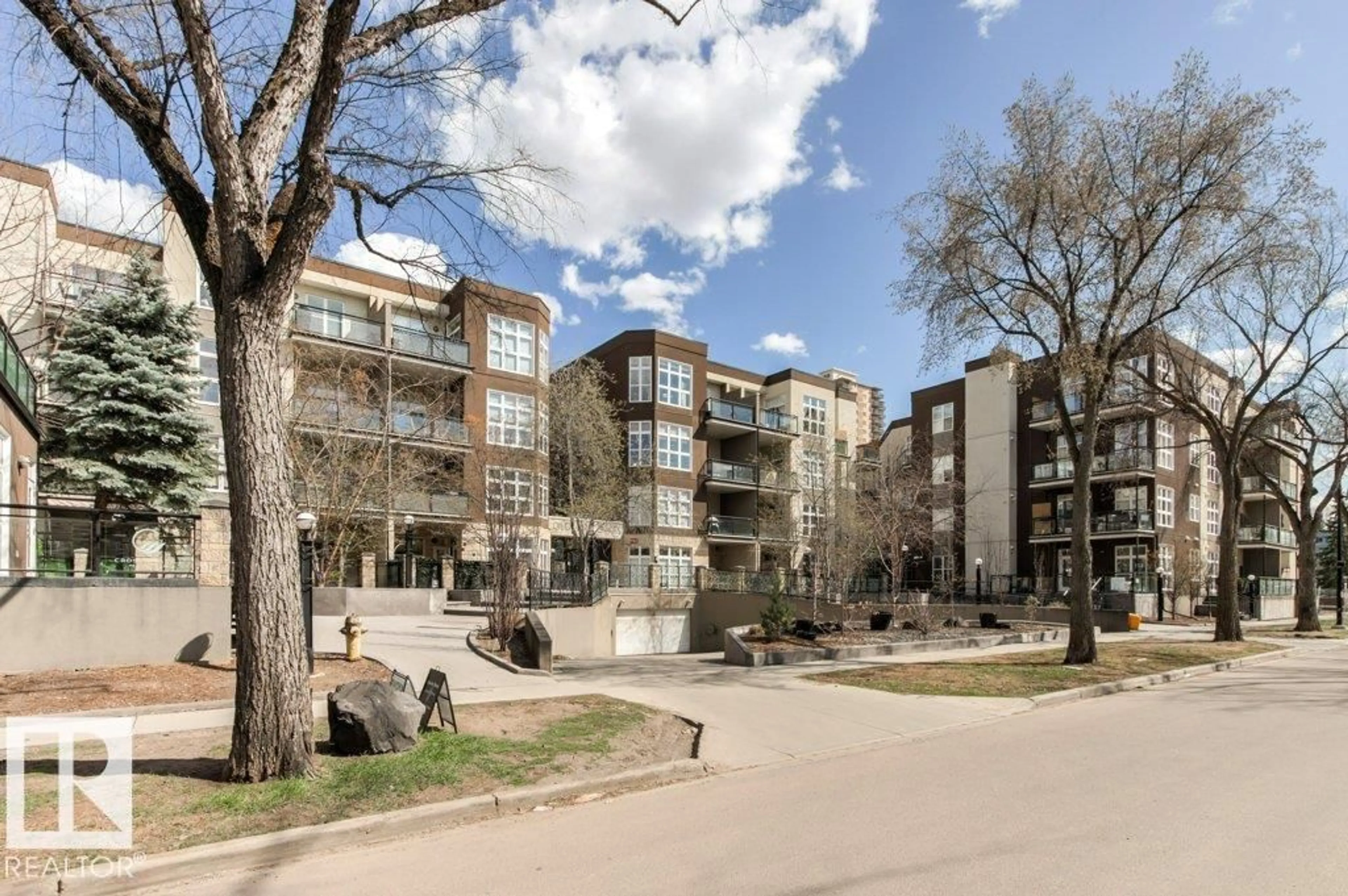 Patio, street for #404 - 10411 122 ST, Edmonton Alberta T5N4C2