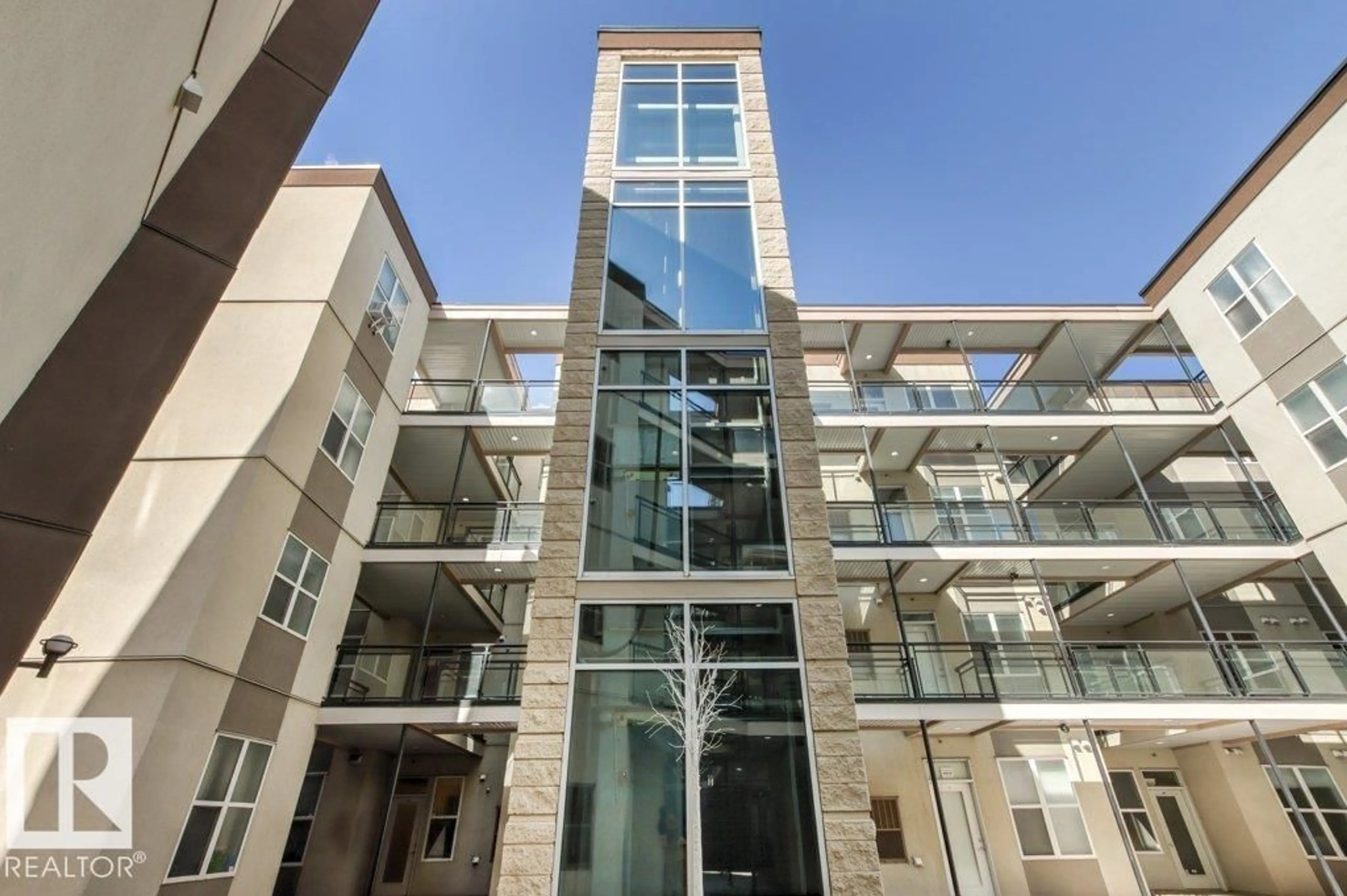 Indoor foyer for #404 - 10411 122 ST, Edmonton Alberta T5N4C2