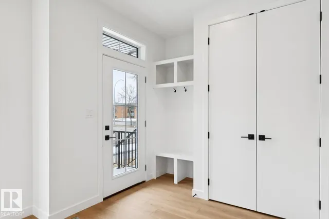 14816 93 AV, Edmonton 2