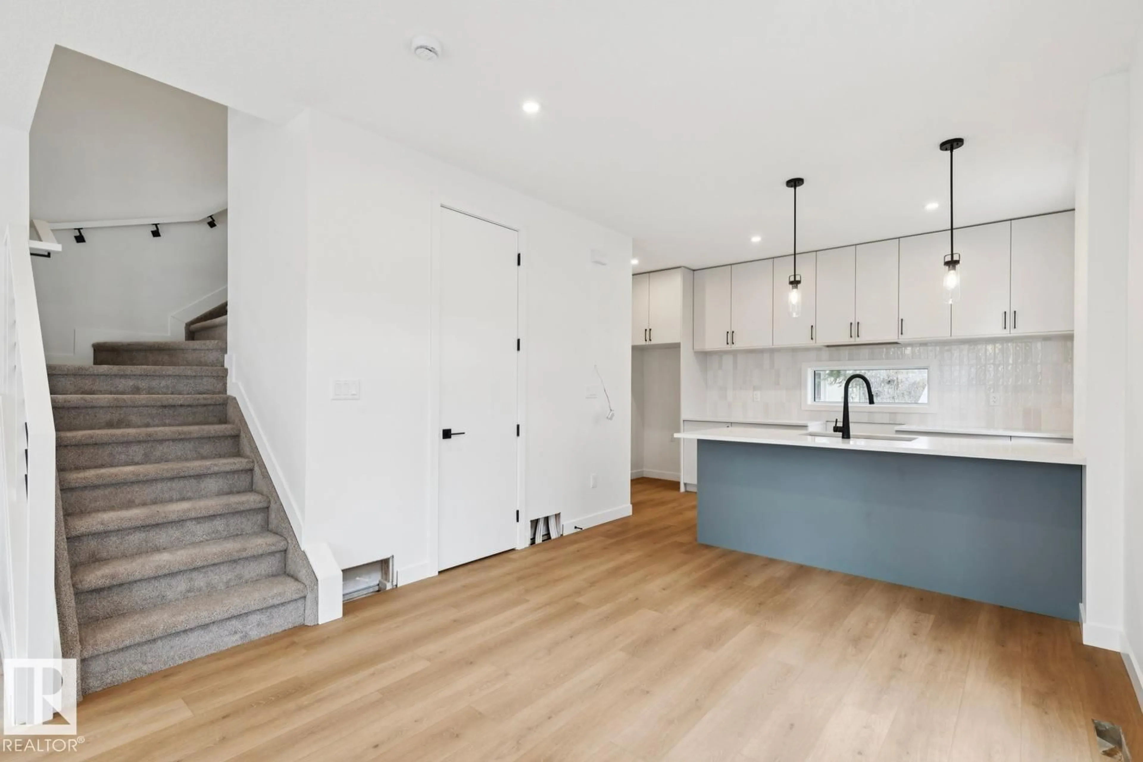 Open concept kitchen, unknown for 14816 93 AV, Edmonton Alberta T5R5G9