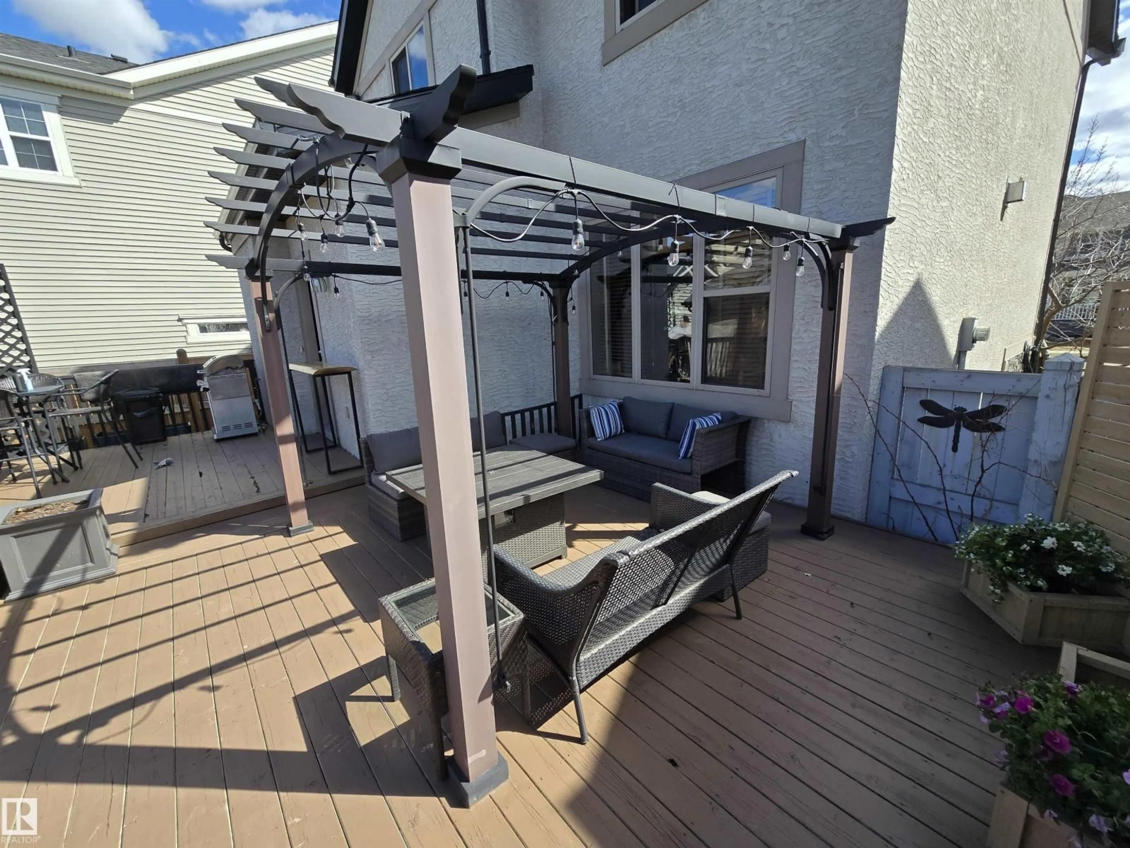Patio, street for 1205 COLONEL STONE AV NW, Edmonton Alberta T5E0E4