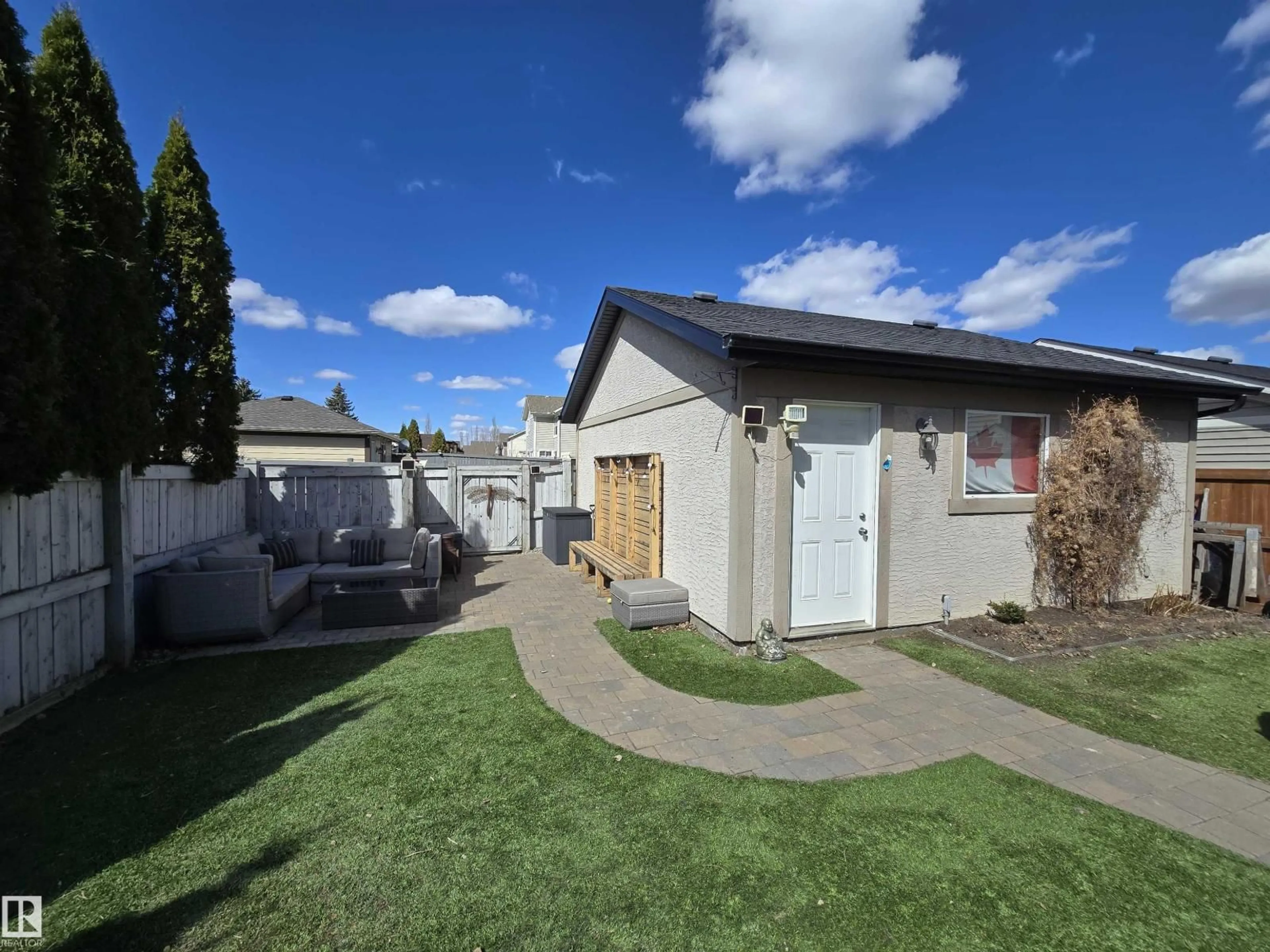 A pic from outside/outdoor area/front of a property/back of a property/a pic from drone, street for 1205 COLONEL STONE AV NW, Edmonton Alberta T5E0E4