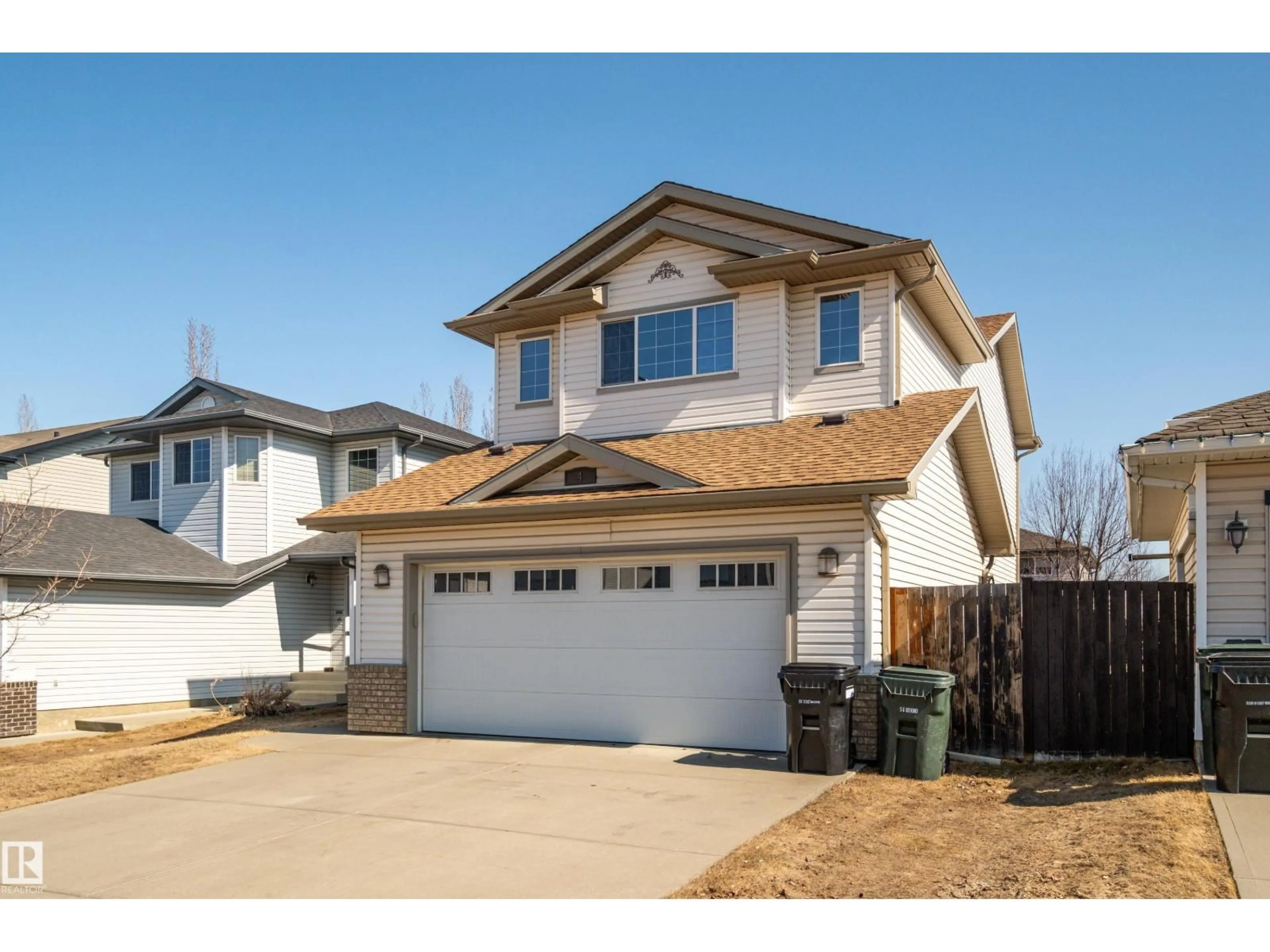 Home with vinyl exterior material, street for 4 SPRING GROVE, Spruce Grove Alberta T7X4M9