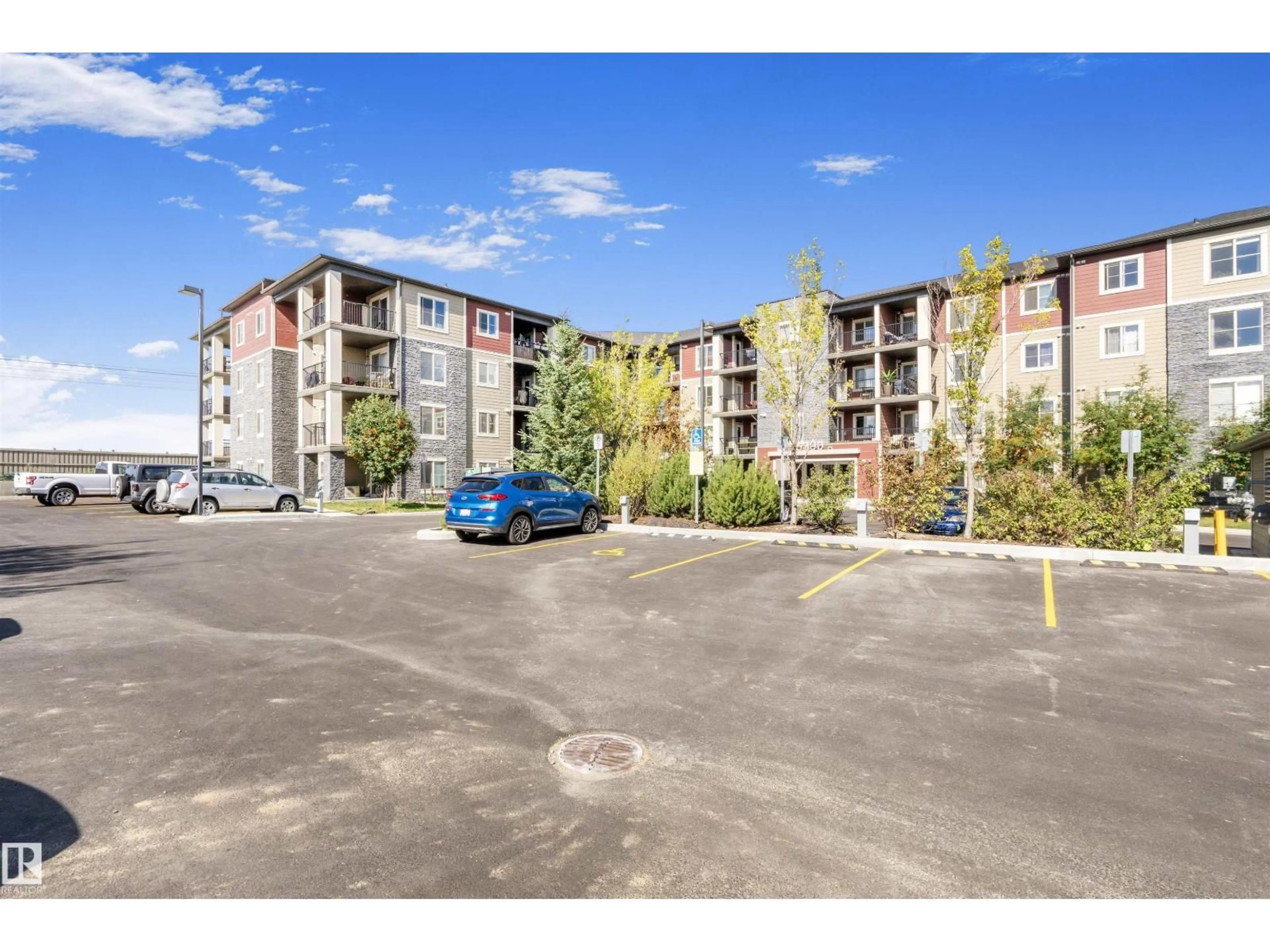 A pic from outside/outdoor area/front of a property/back of a property/a pic from drone, unknown for 313 - 5390 CHAPPELLE RD, Edmonton Alberta T6W3K7