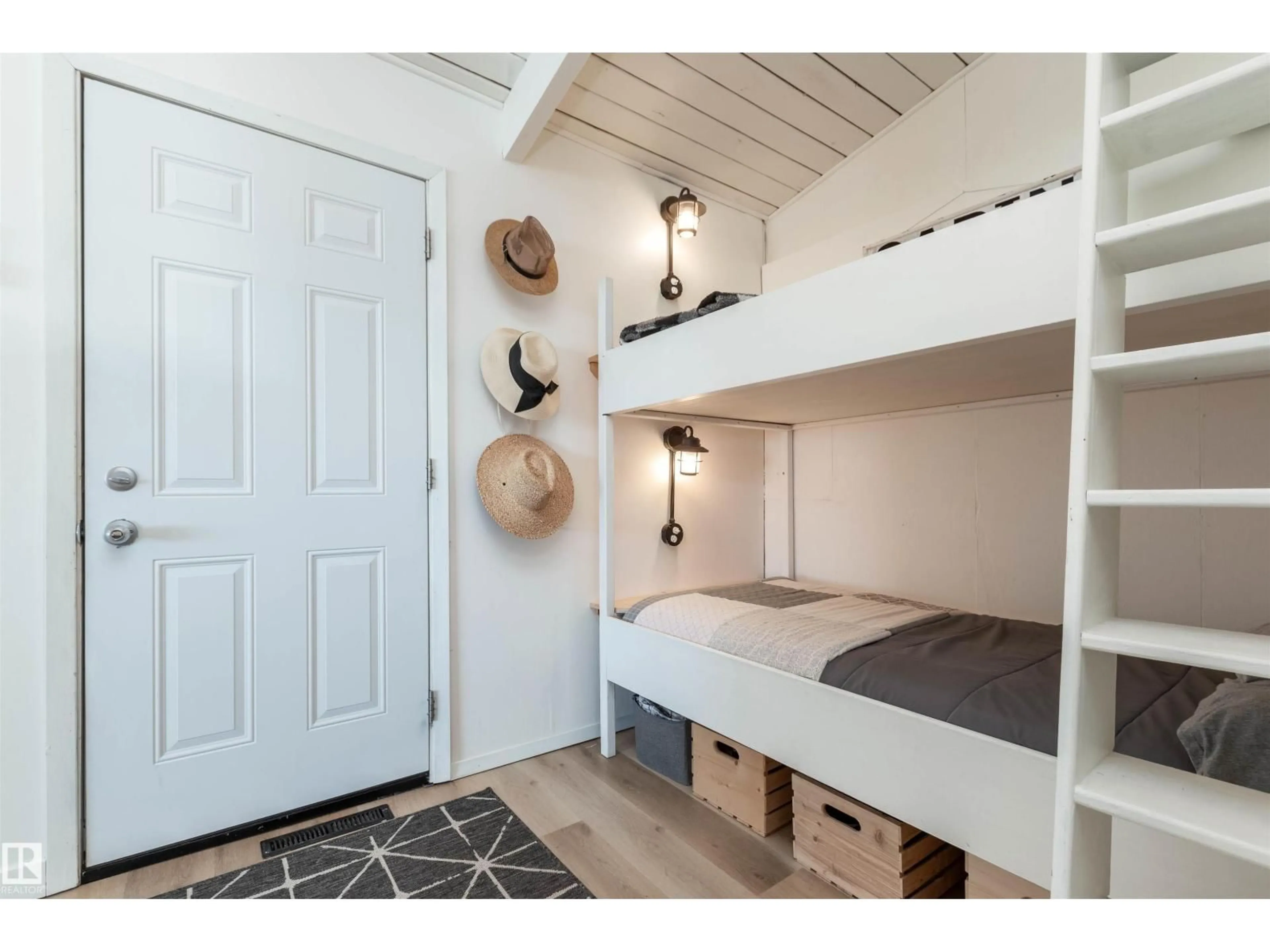 Storage room or clothes room or walk-in closet for 197 - 51268 RANGE ROAD 204, Rural Strathcona County Alberta T8G1E9