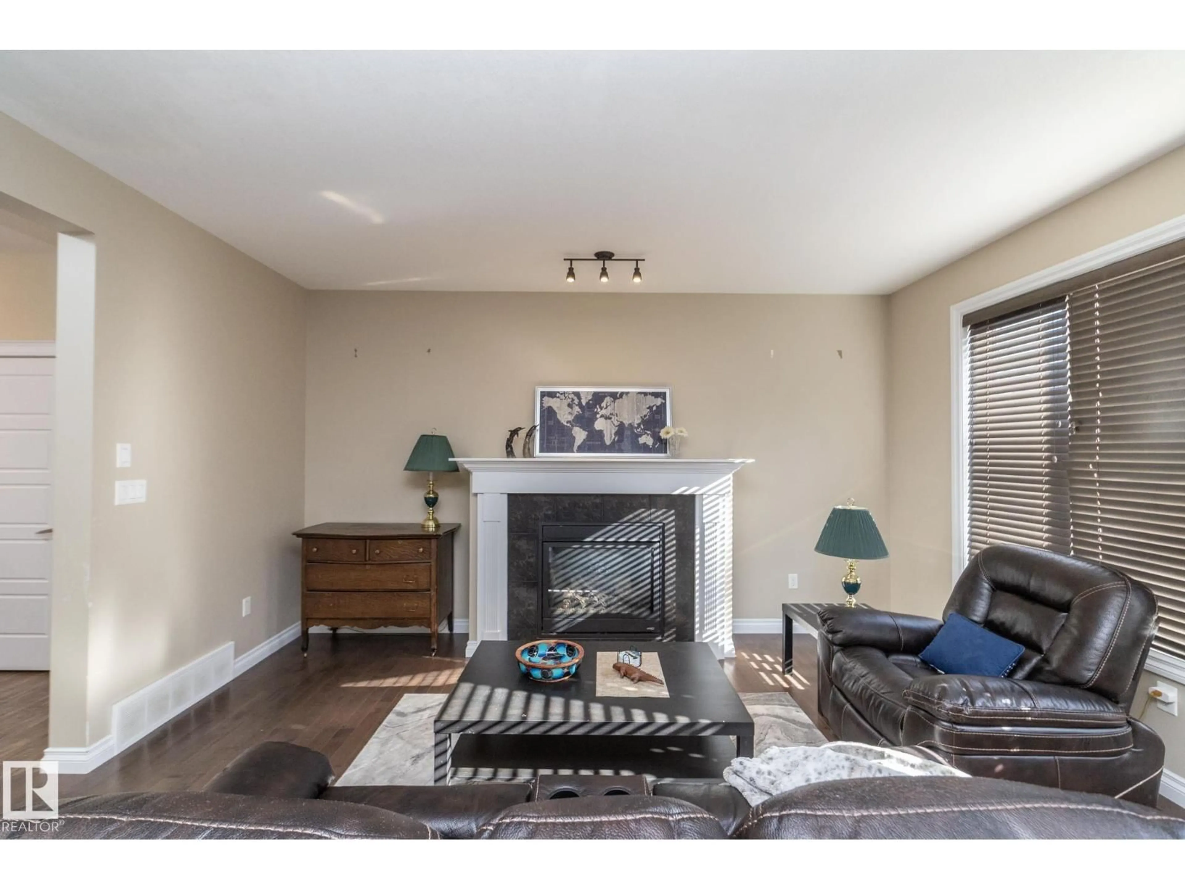 Living room with furniture, unknown for 151 CALEDONIA DR, Leduc Alberta T9E0N2