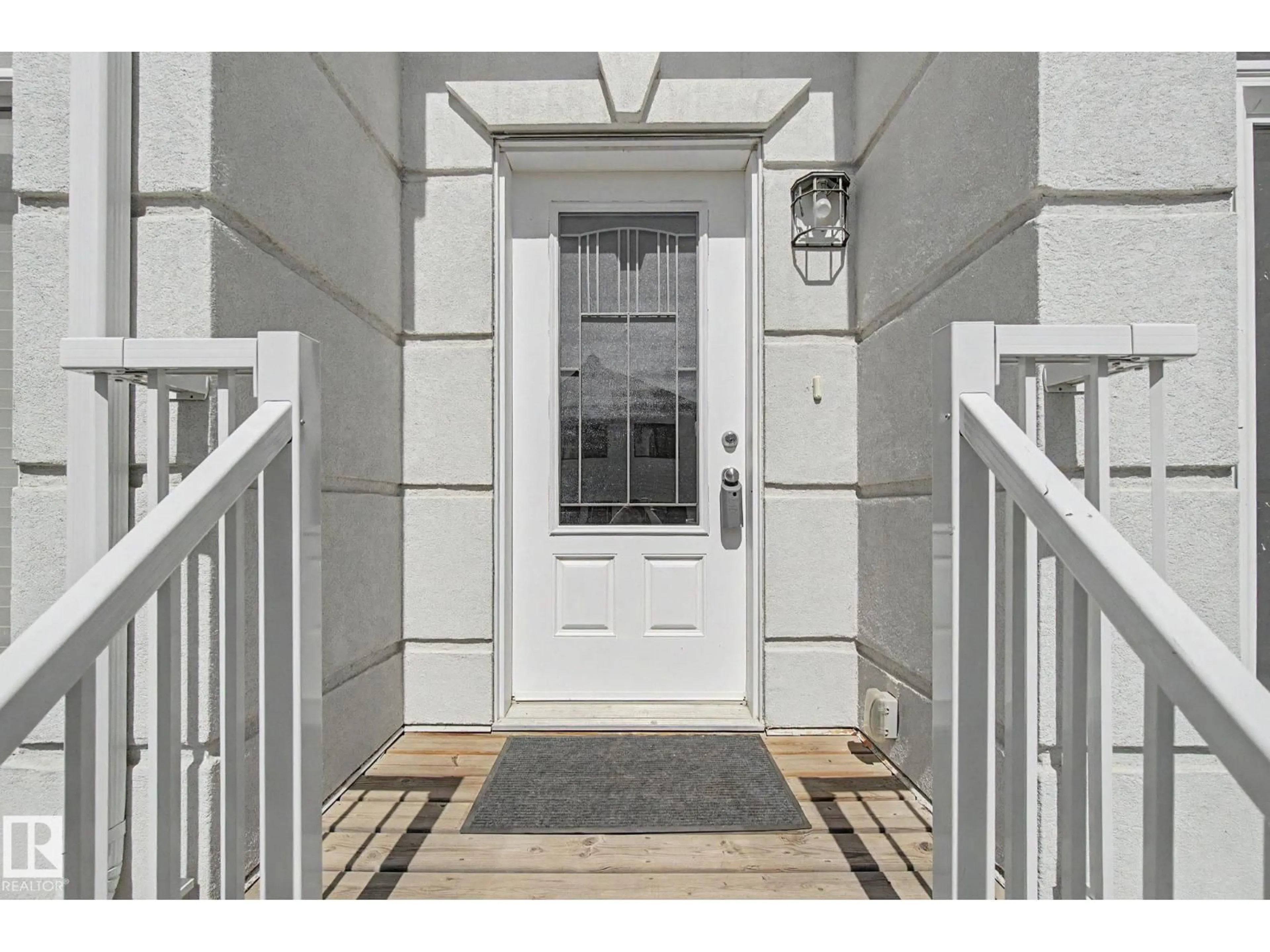 Indoor entryway for 723 - 36 172 ST, Edmonton Alberta T6W2N6