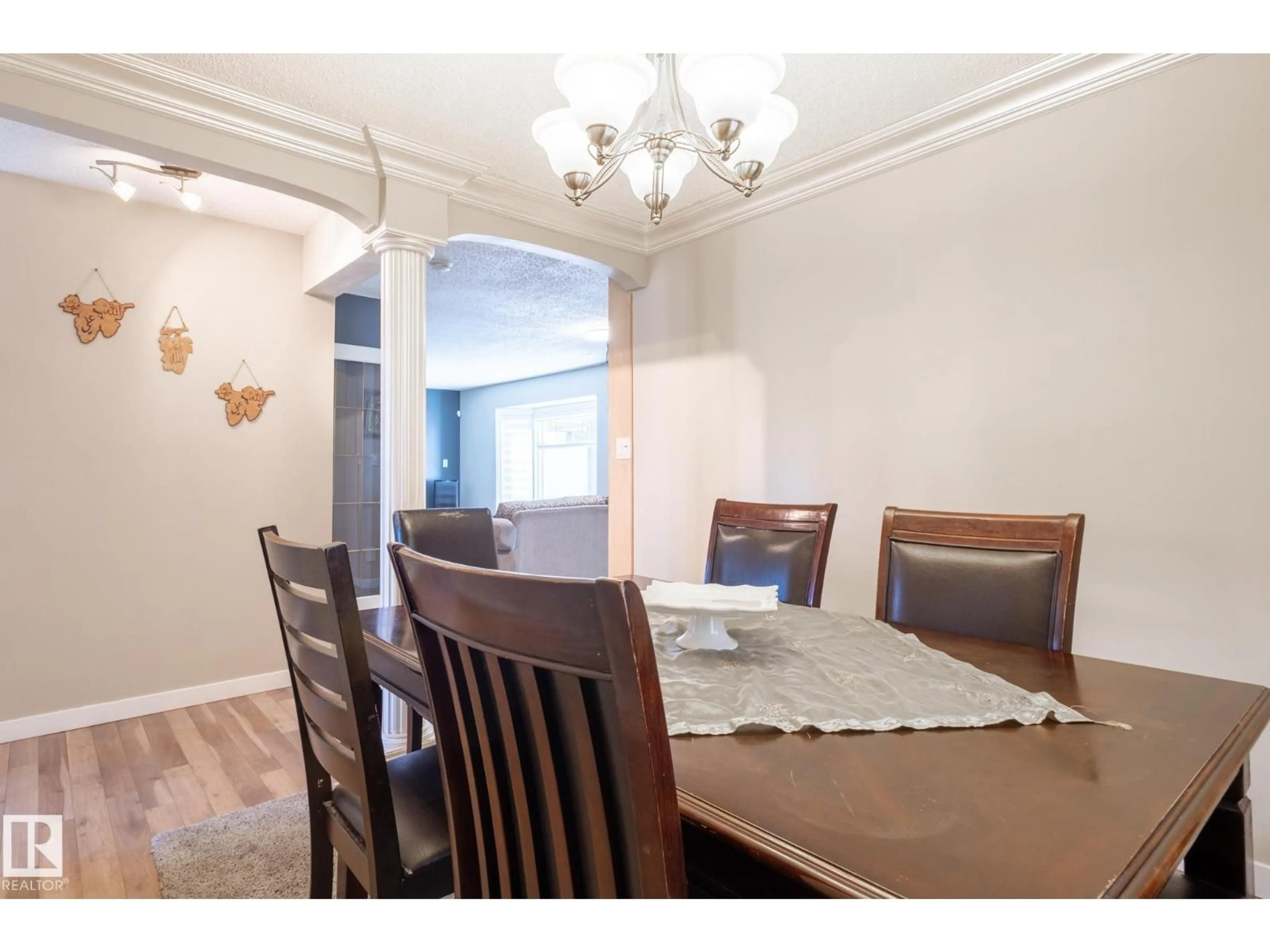 Dining room, wood/laminate floor for 18012 96 ST, Edmonton Alberta T5Z2G5