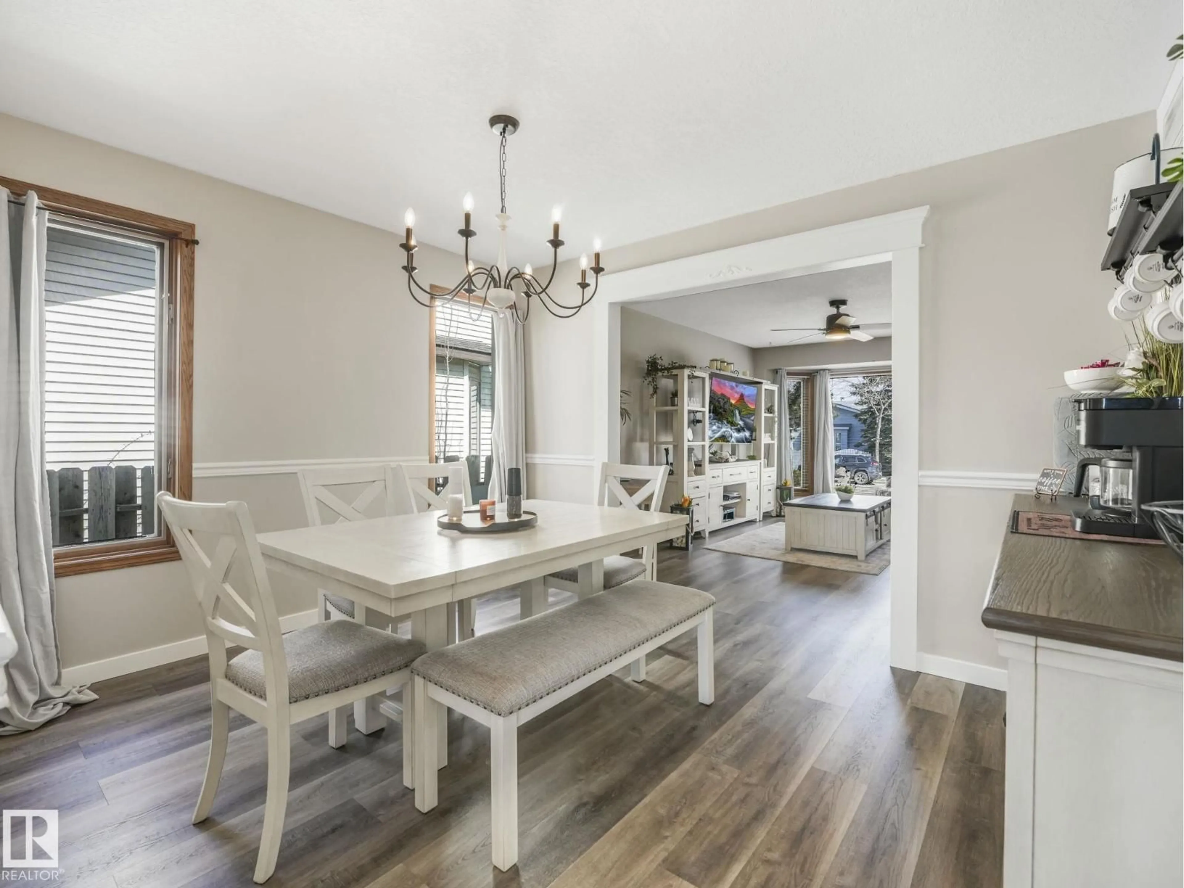 Dining room, wood/laminate floor for 17 WILD ROSE PL, Sherwood Park Alberta T8H1H2