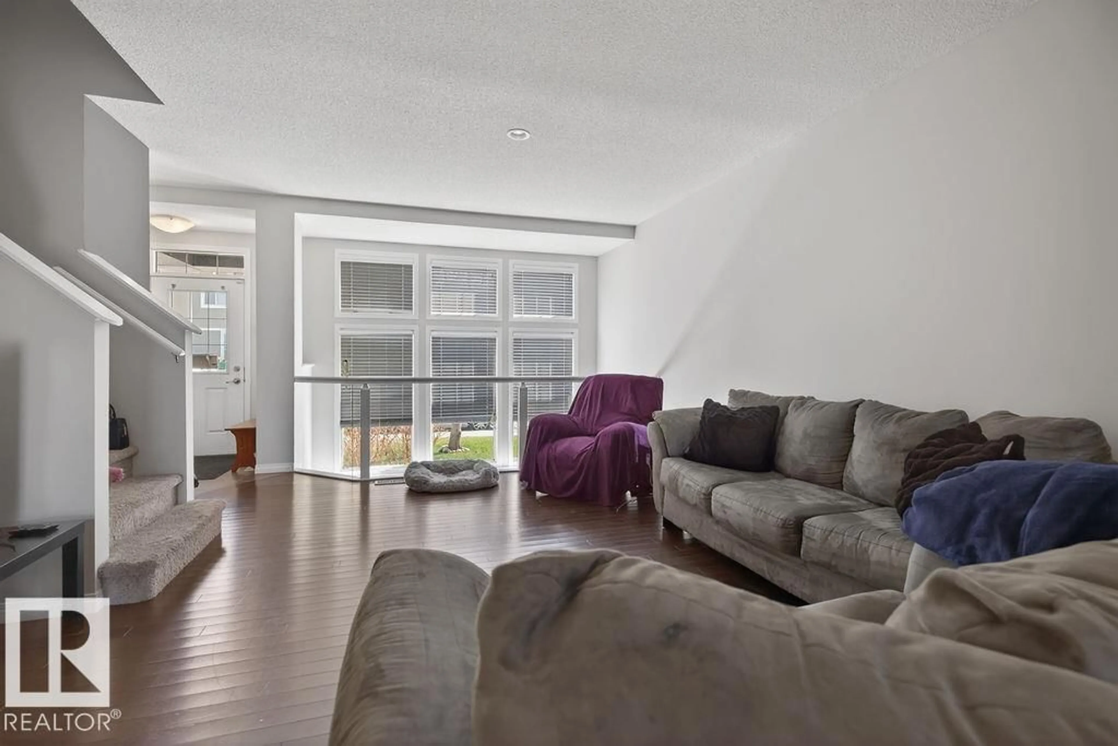 Living room with furniture, unknown for 17540 58 ST, Edmonton Alberta T5Y0T7