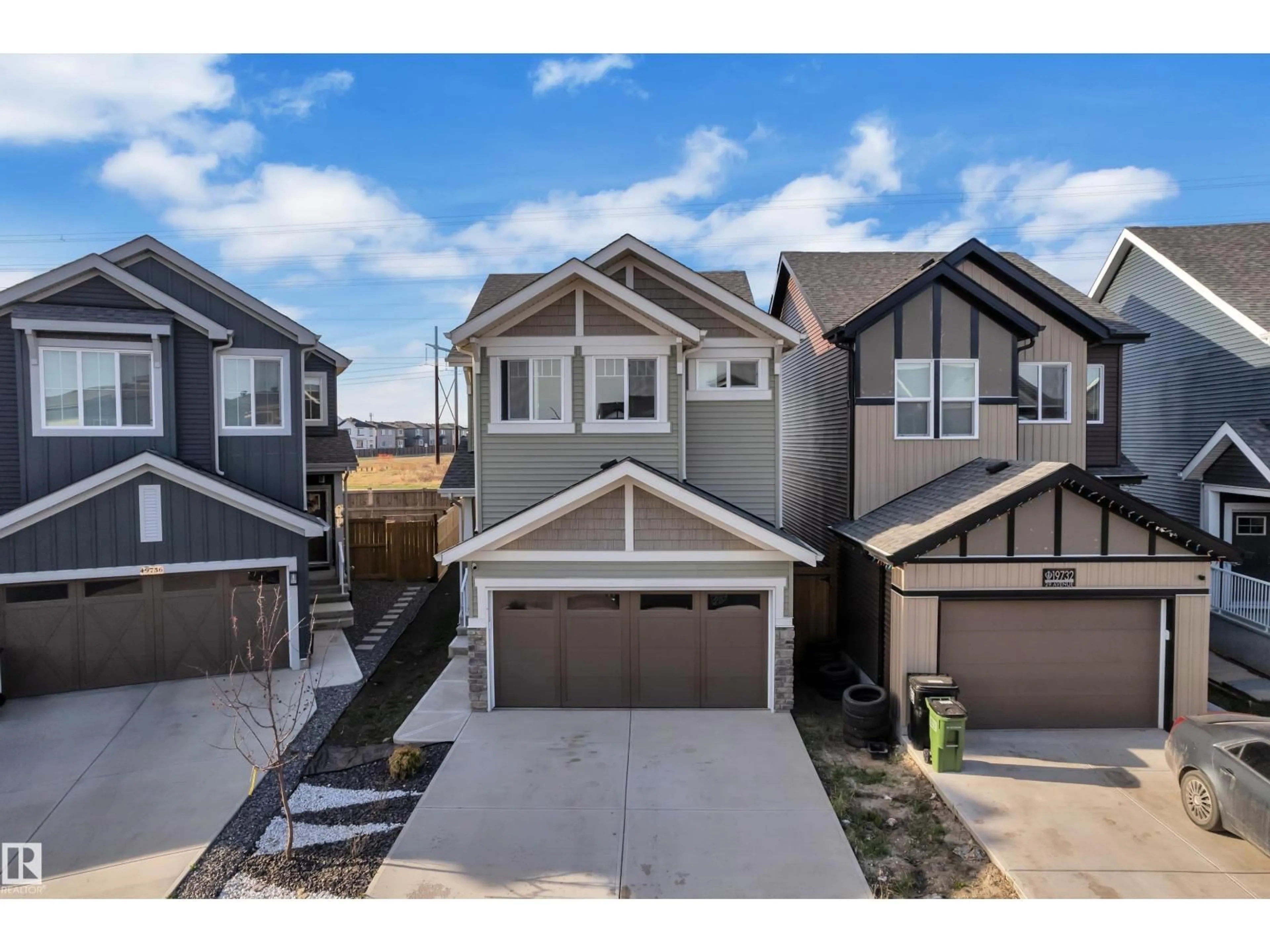 A pic from outside/outdoor area/front of a property/back of a property/a pic from drone, street for NW - 19734 29 AV, Edmonton Alberta T6M1M2