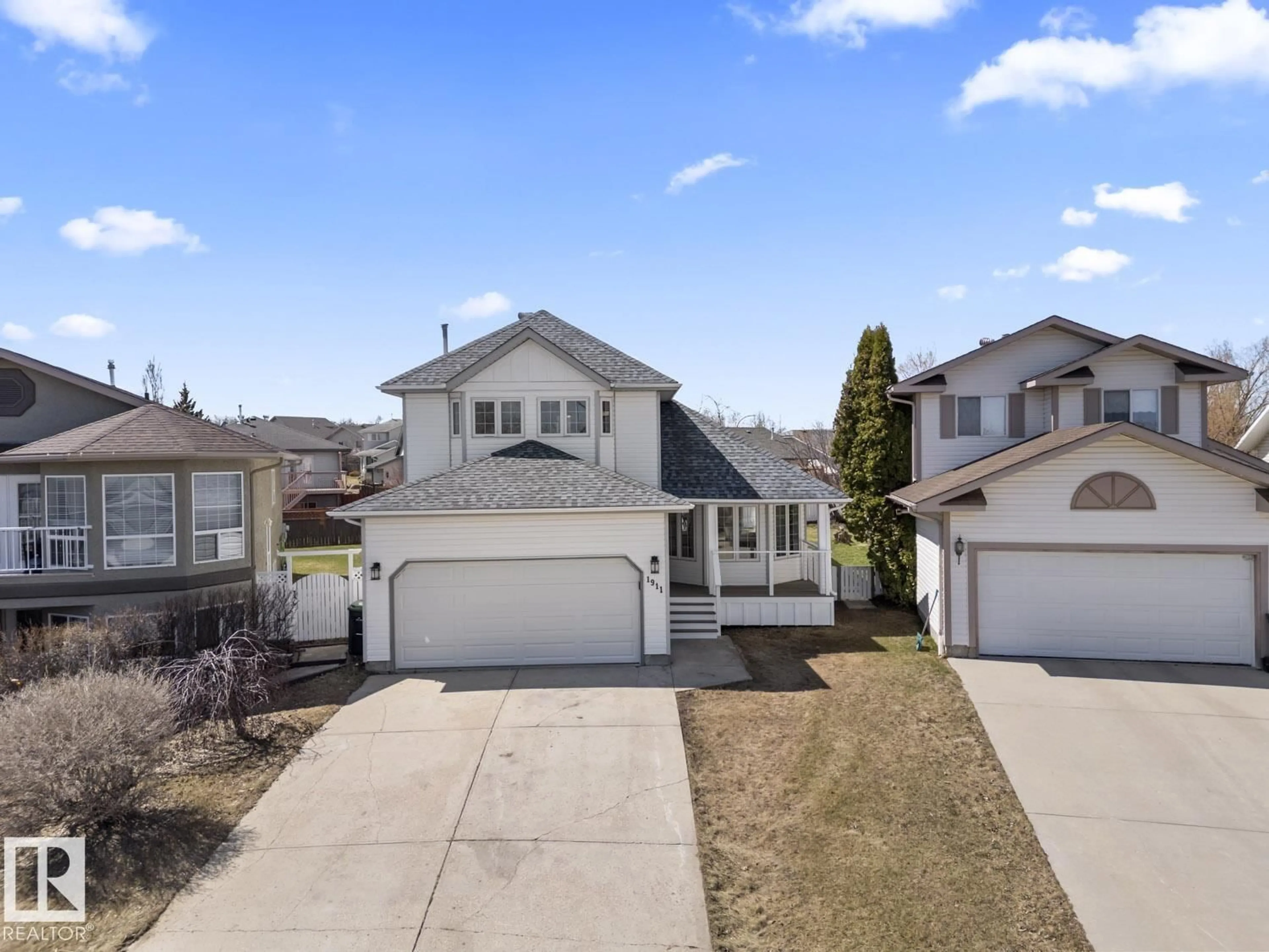 A pic from outside/outdoor area/front of a property/back of a property/a pic from drone, street for 1911 6 ST, Cold Lake Alberta T9M1M3