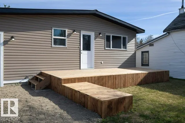 5006 50 AV, Pickardville 5
