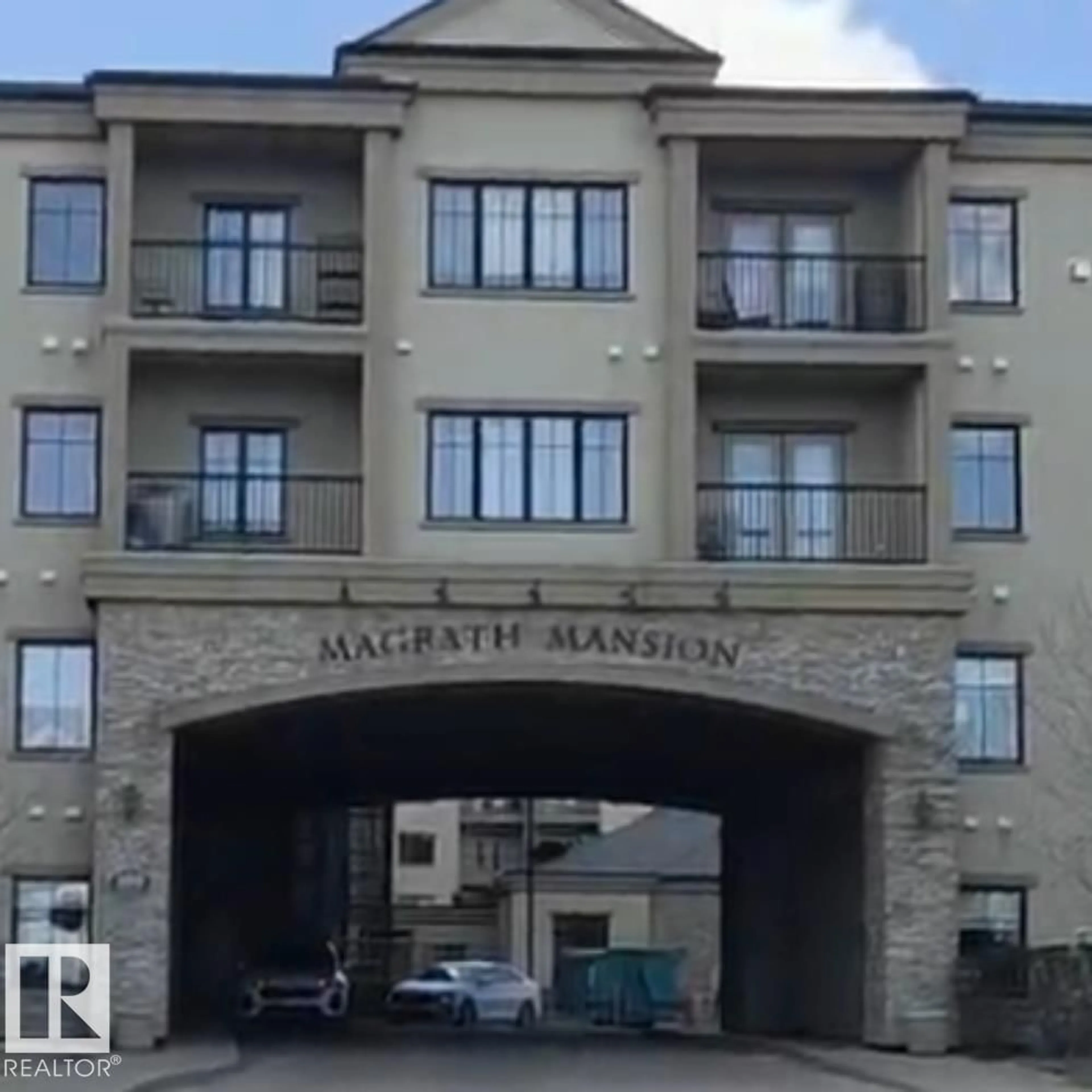 Indoor foyer for #109 - 160 MAGRATH RD, Edmonton Alberta T6R3T7