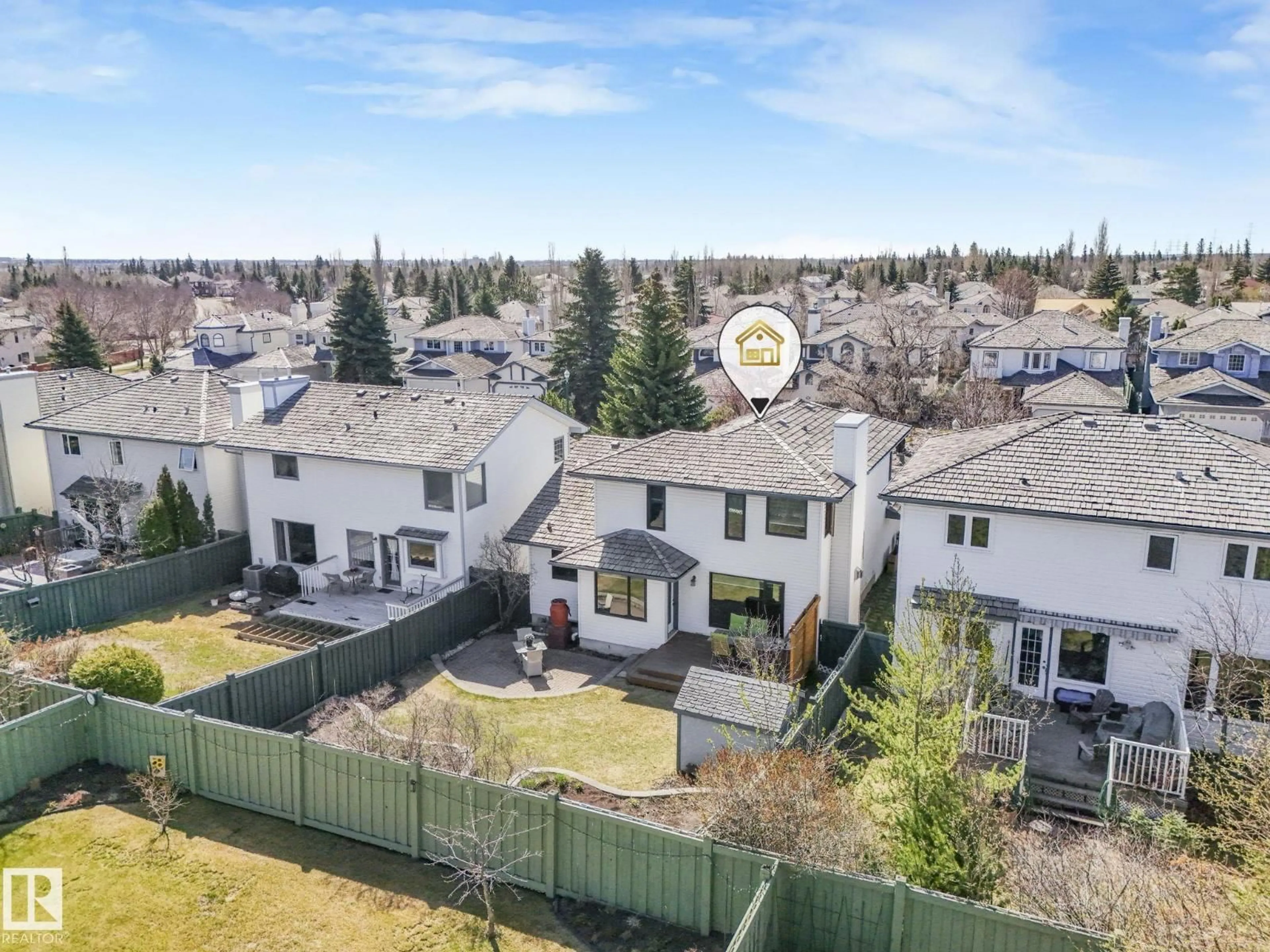 A pic from outside/outdoor area/front of a property/back of a property/a pic from drone, mountain view for 1060 WEDGEWOOD BV, Edmonton Alberta T6M2L6